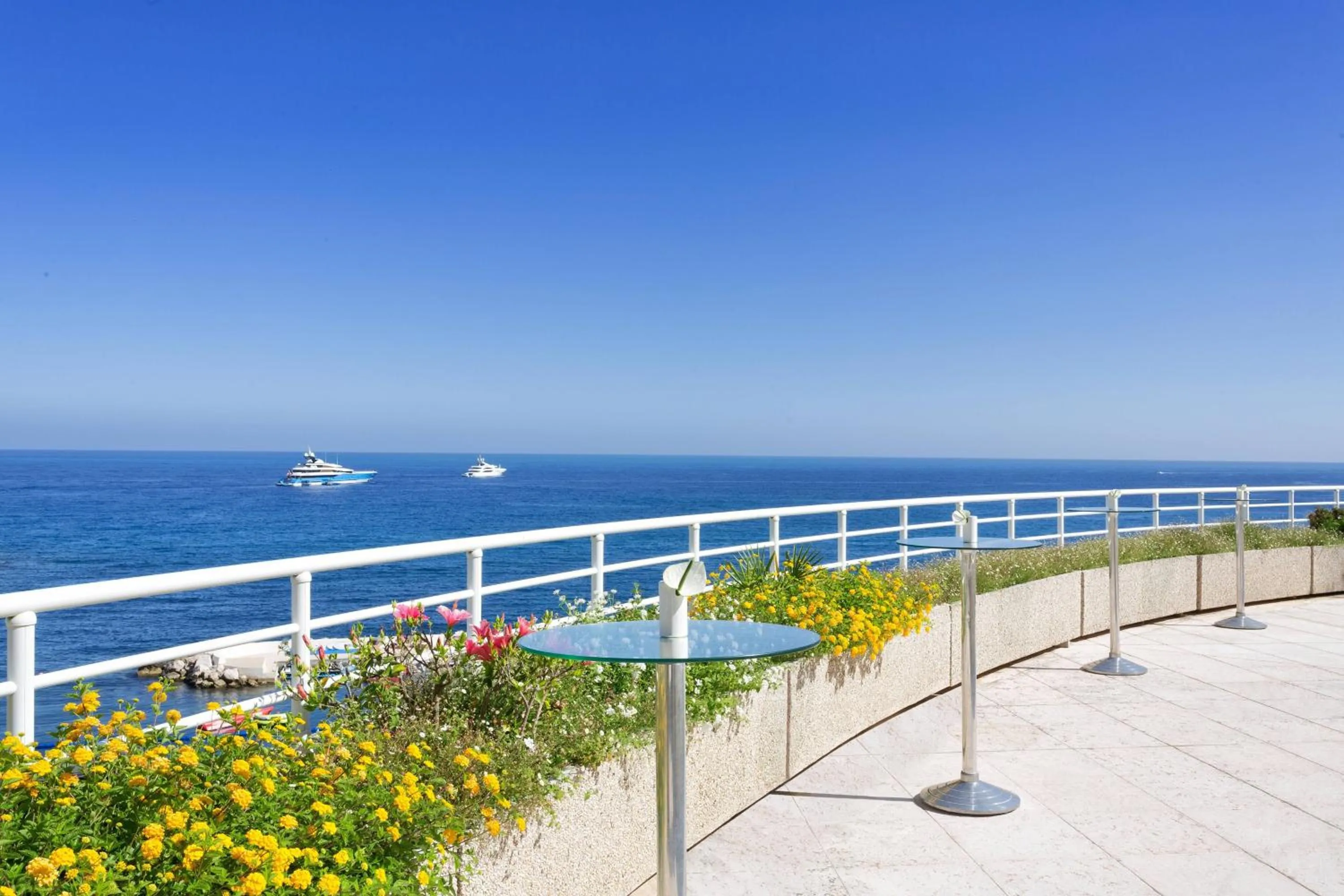 Banquet/Function facilities in Le Méridien Beach Plaza