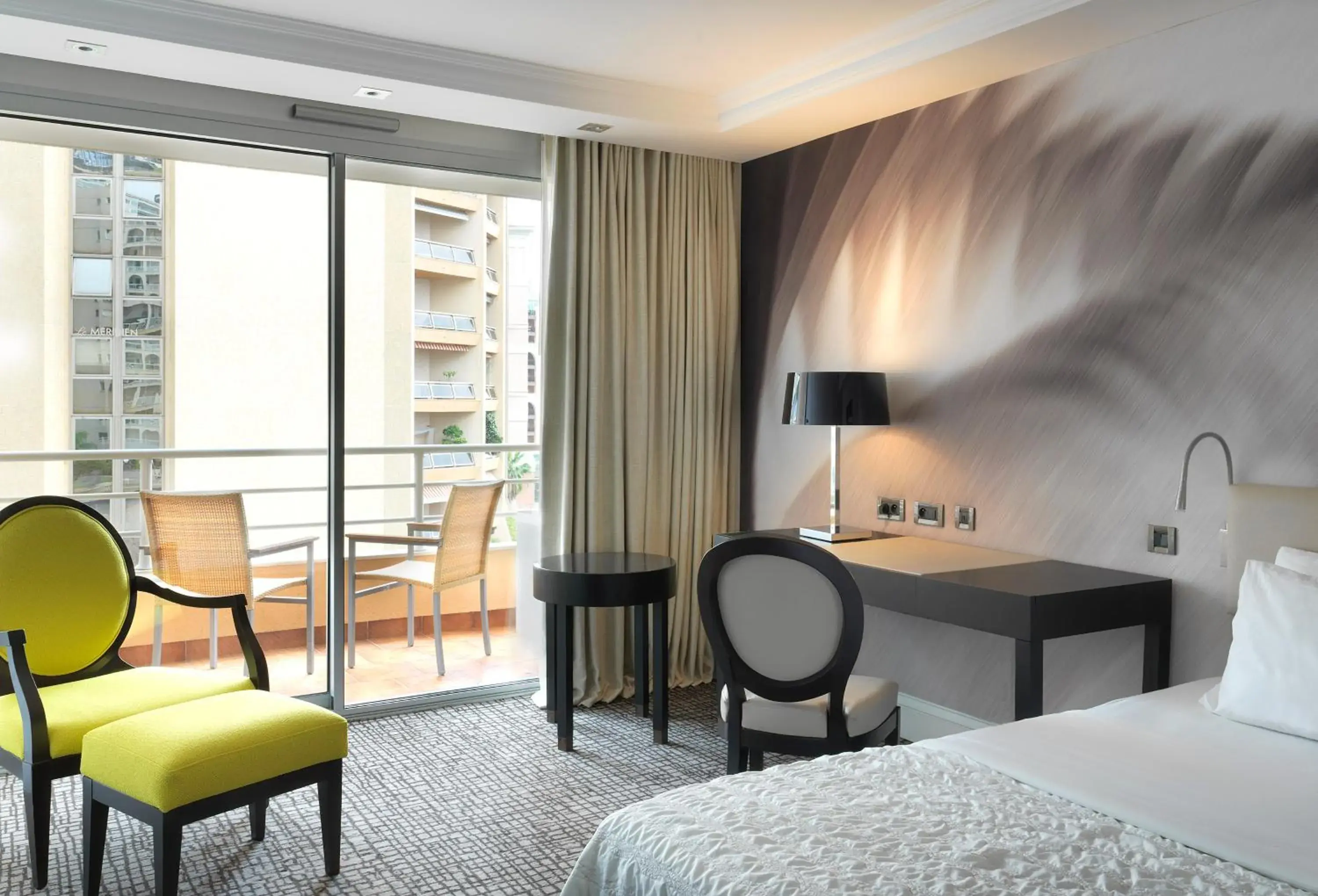 Bedroom, Bed in Le Méridien Beach Plaza Bedroom, Bed in Le Méridien Beach Plaza