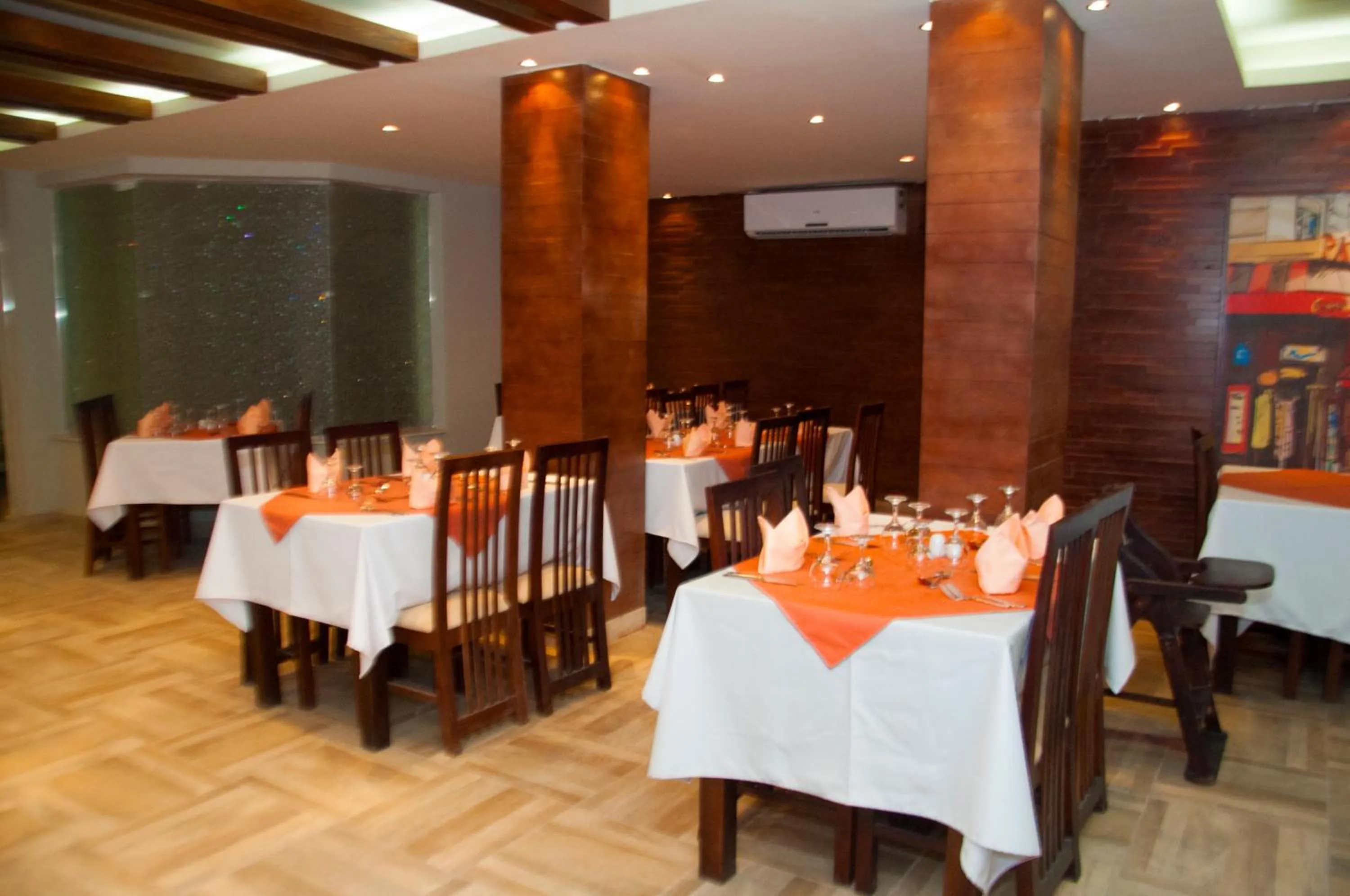 Restaurant/places to eat in Elaria Hotel Hurgada