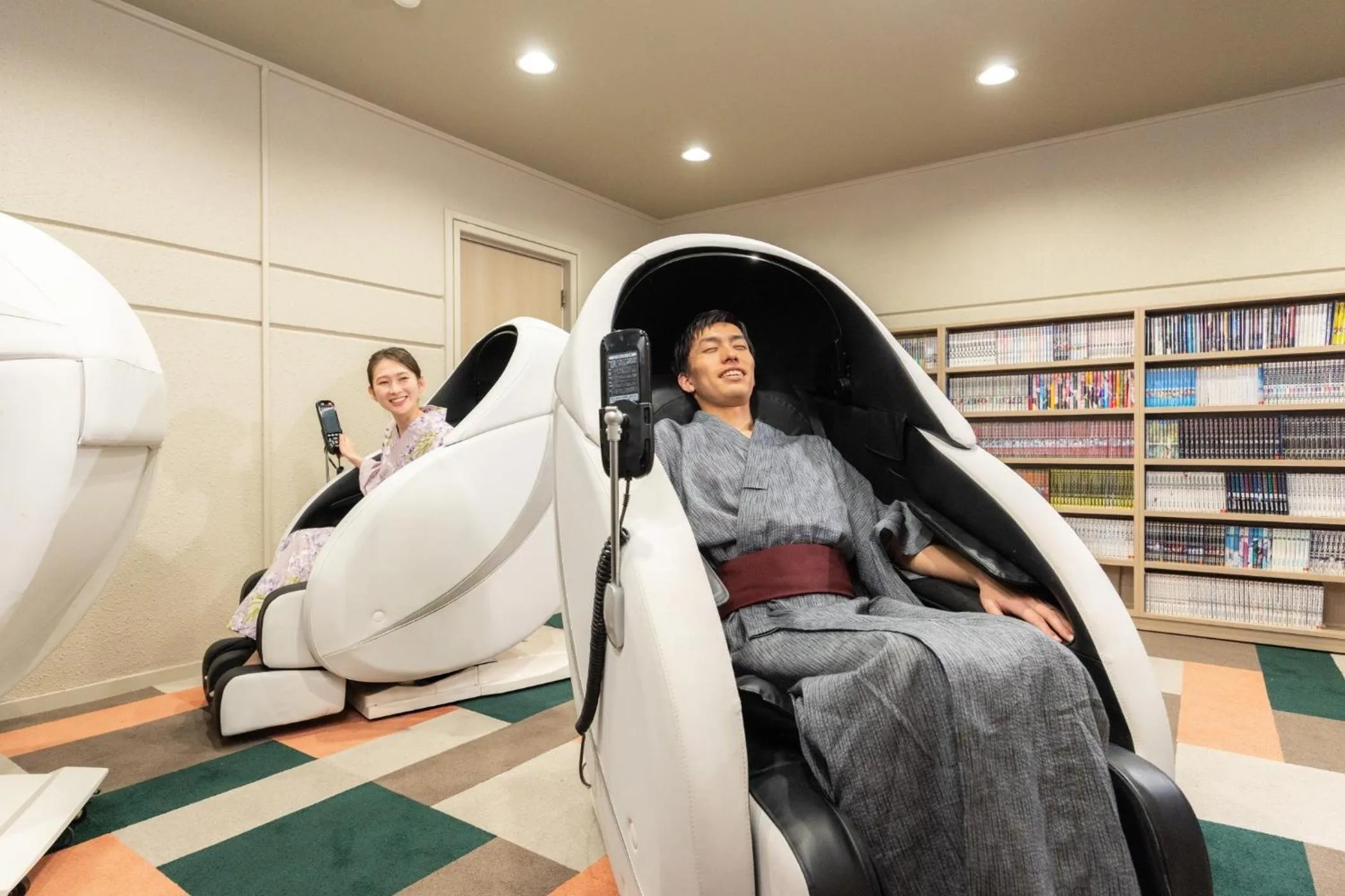 Massage in Ooedo Onsen Monogatari Premium Shima Saichoraku