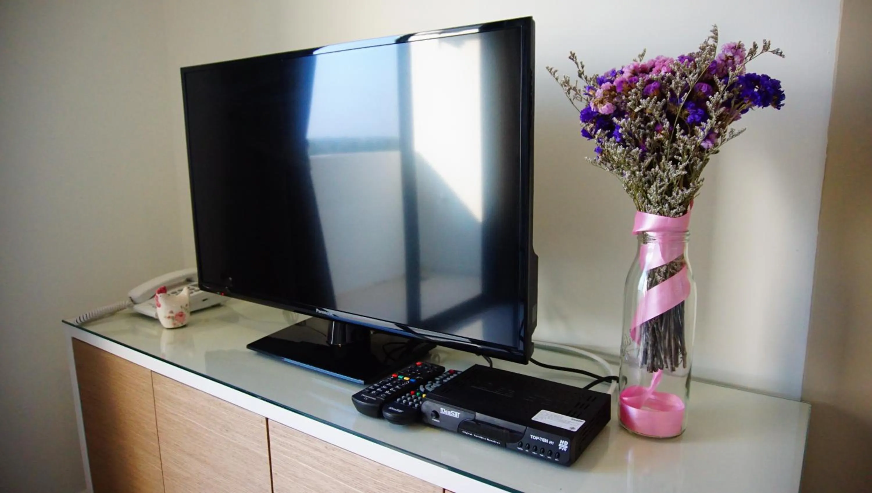 TV and multimedia in 185 Residence