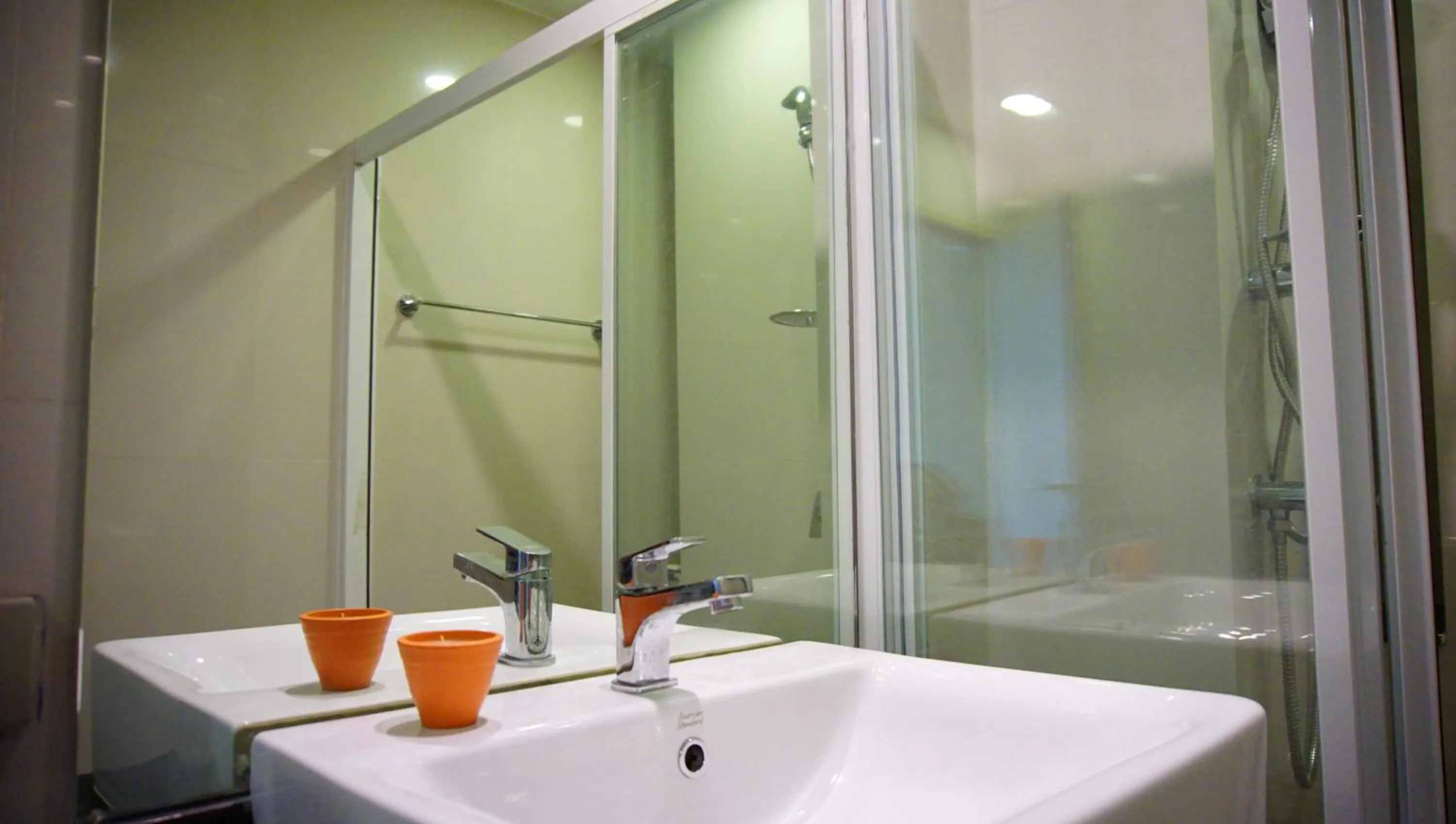 Bathroom in 185 Residence