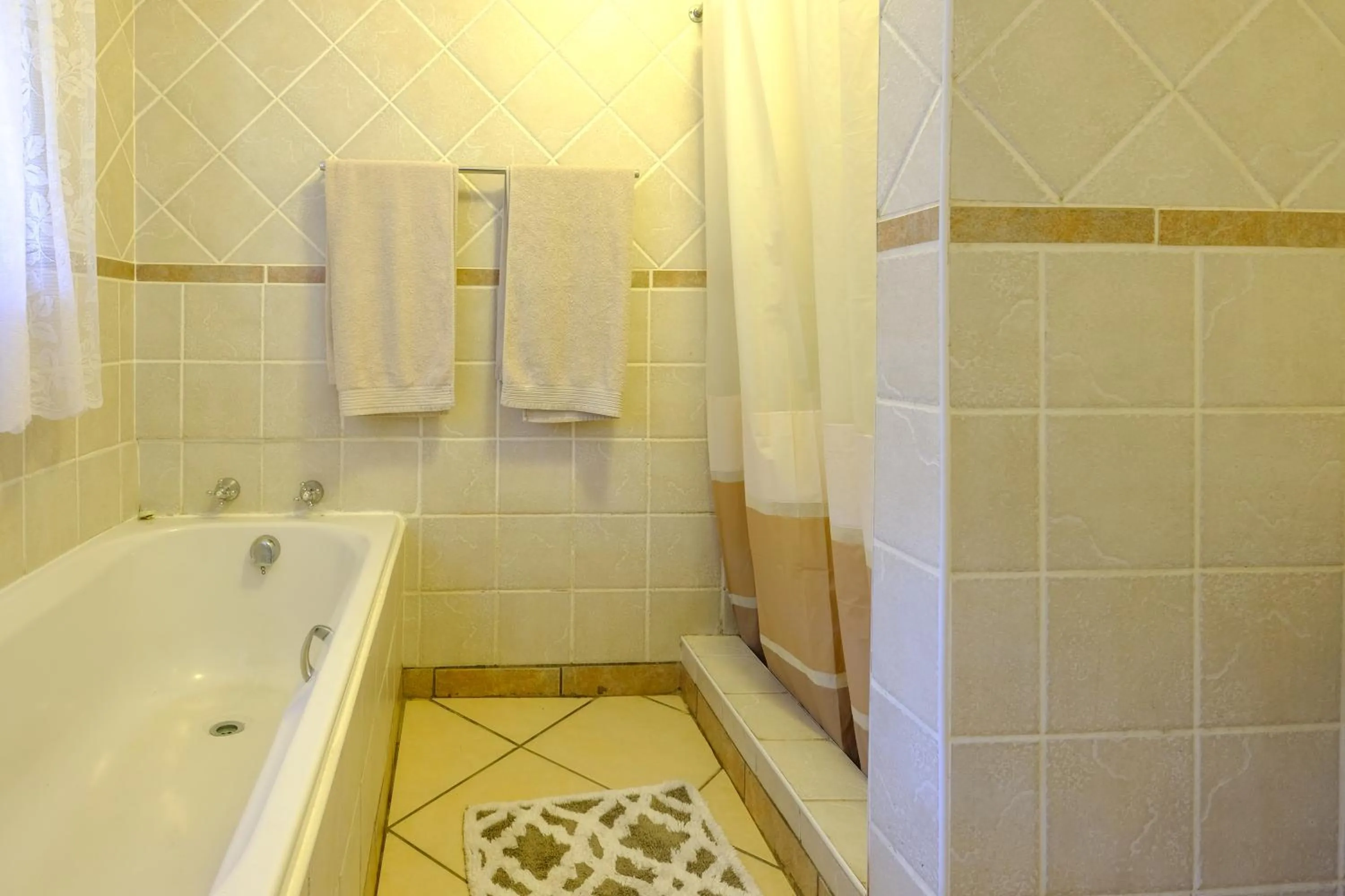 Bathroom in St Lucia Palms