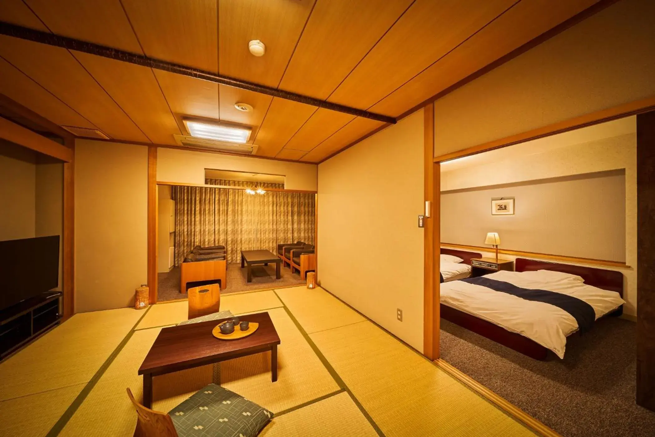 Photo of the whole room, Bed in Ooedo Onsen Monogatari Dogo Photo of the whole room, Bed in Ooedo Onsen Monogatari Dogo