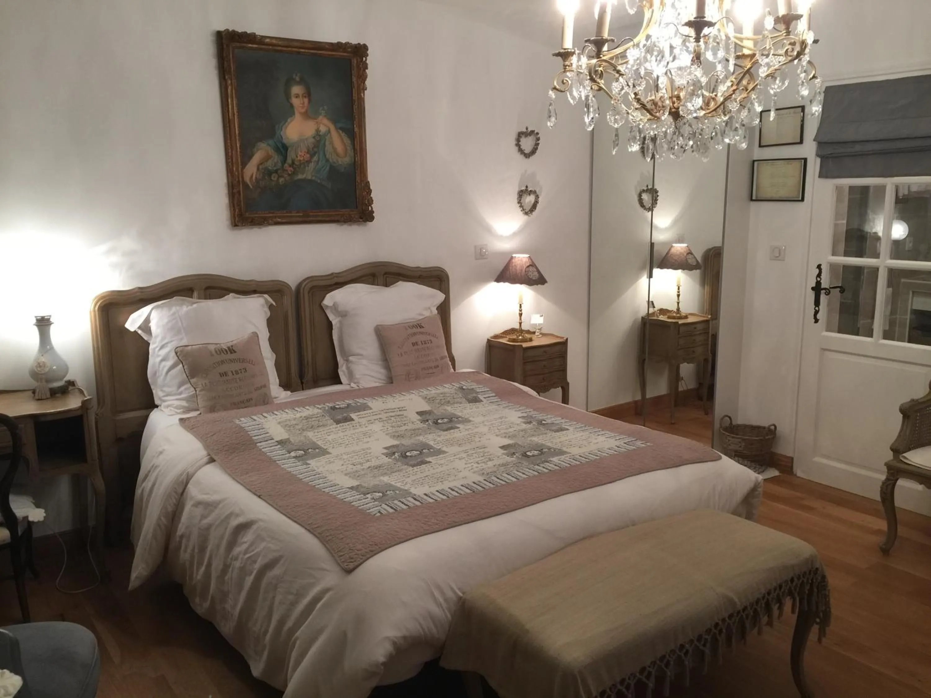 Bedroom, Bed in Les Prémices De La Forêt