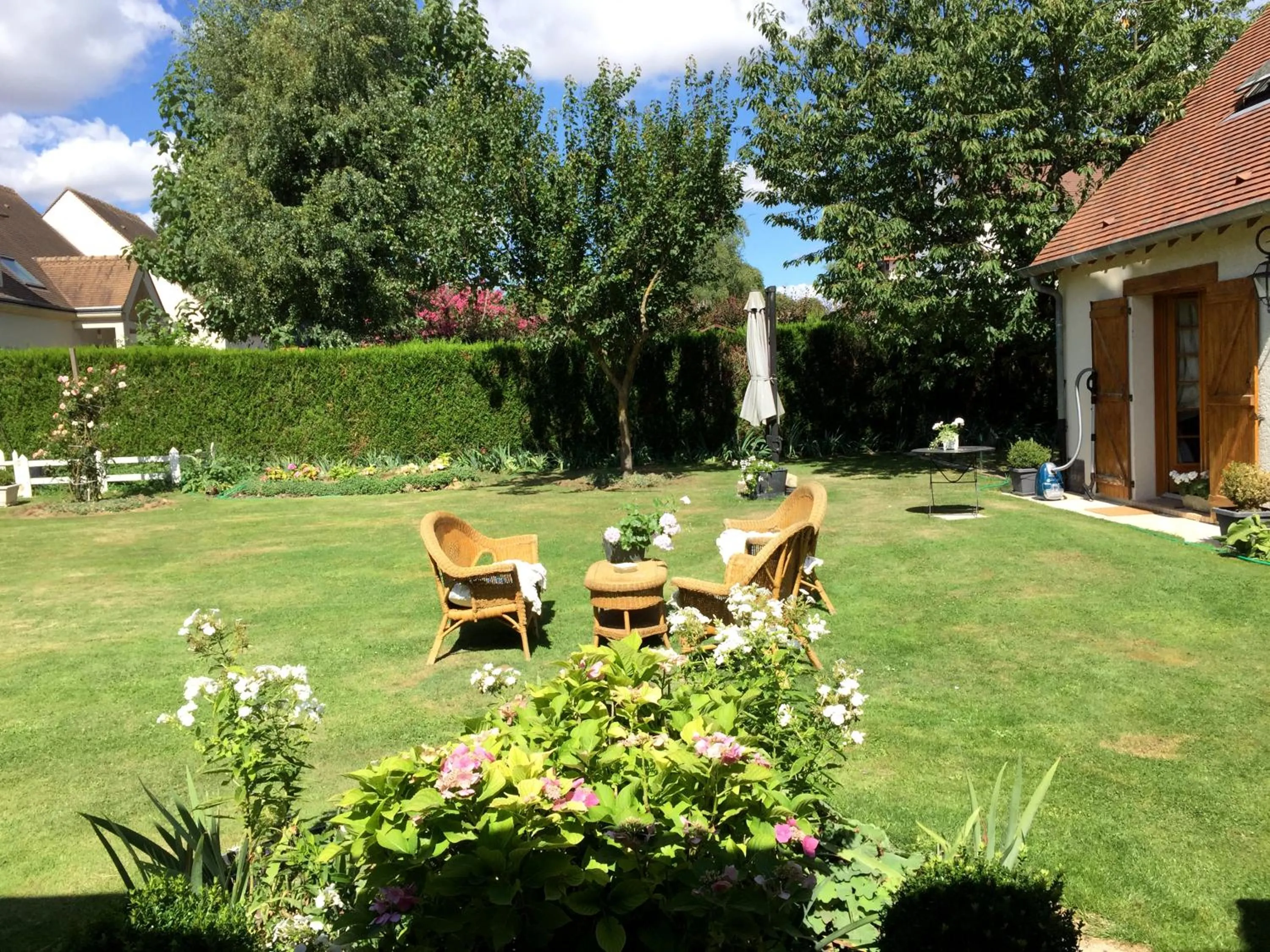 Garden view in Les Prémices De La Forêt