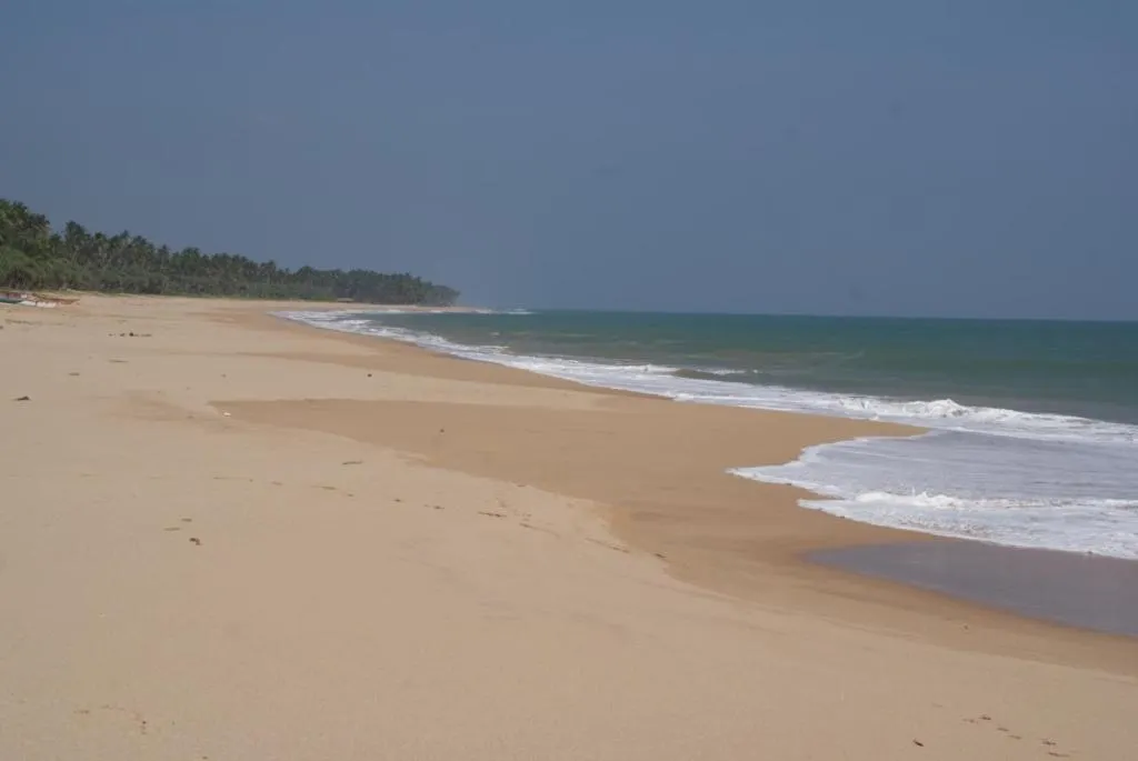 Lanka Beach Boutique Bungalows & Grand Villa