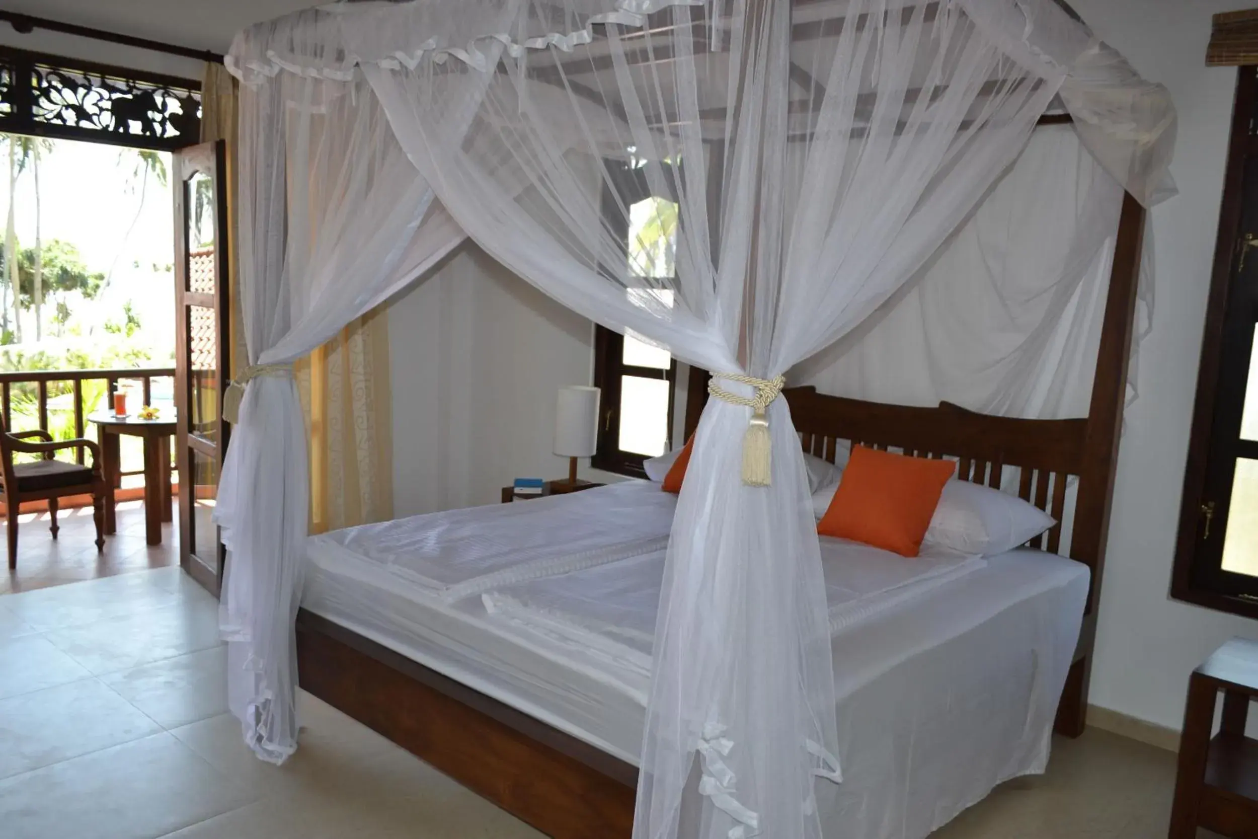 Deluxe Double Room with Extra Bed in Lanka Beach Boutique Bungalows & Grand Villa Deluxe Double Room with Extra Bed in Lanka Beach Boutique Bungalows & Grand Villa