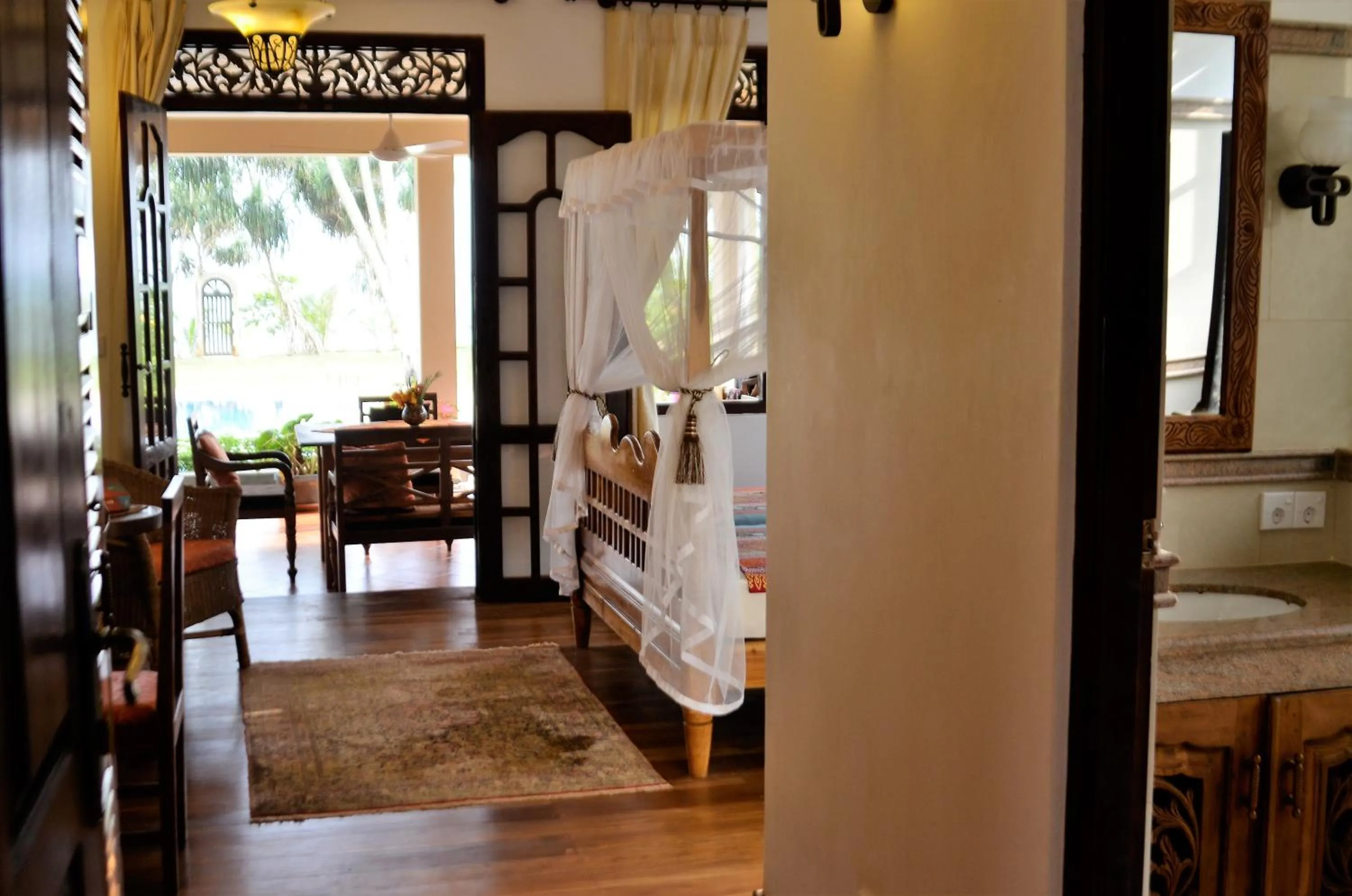 Photo of the whole room, Bed in Lanka Beach Boutique Bungalows & Grand Villa