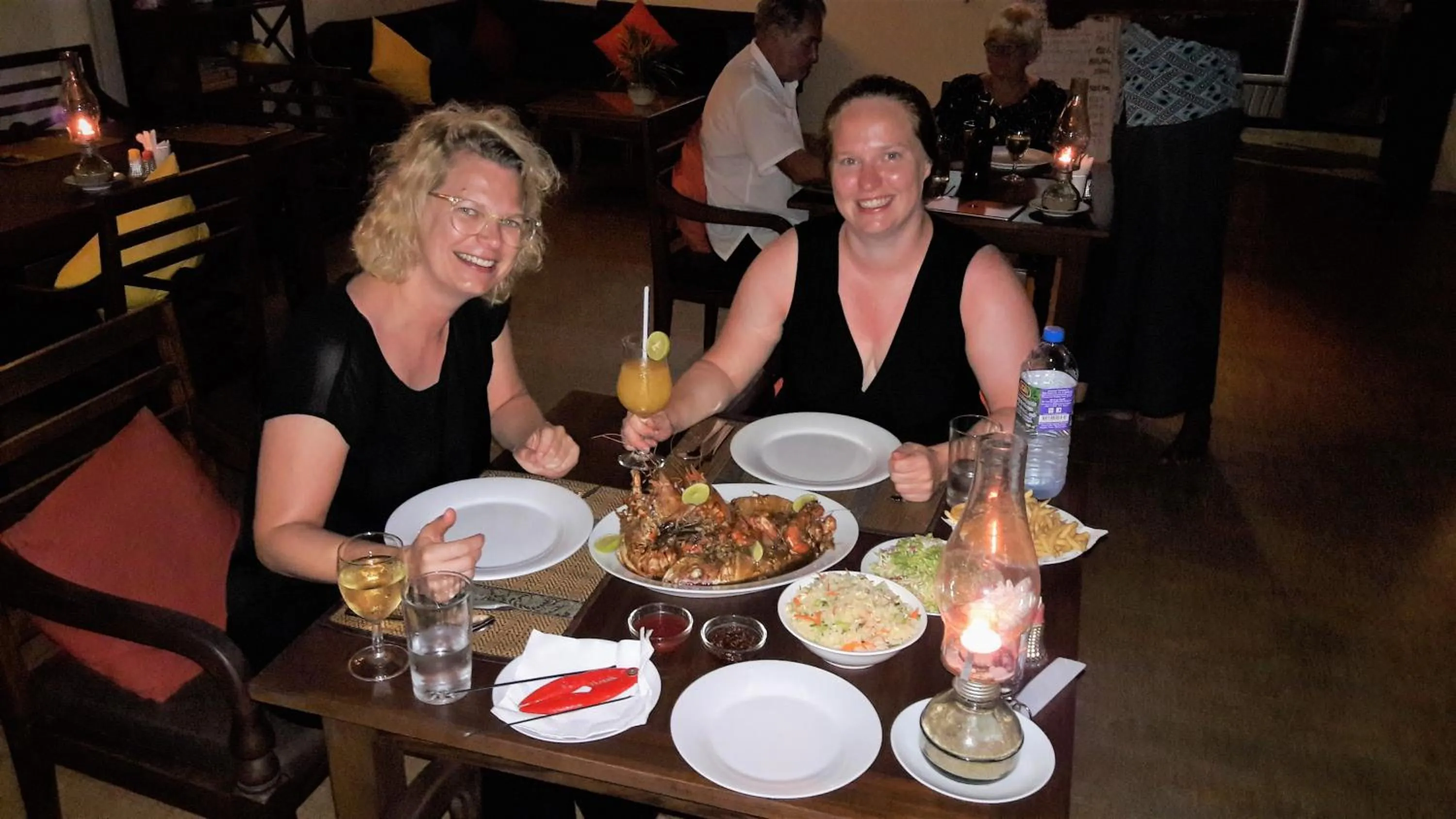Restaurant/places to eat in Lanka Beach Boutique Bungalows & Grand Villa