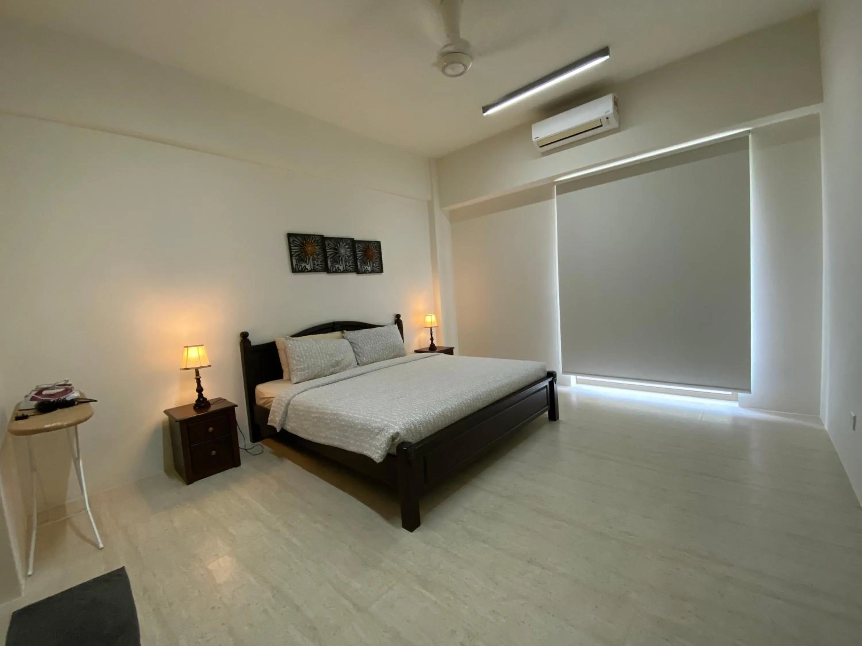 Bed in By The Sea @ Cozy Beachfront Home