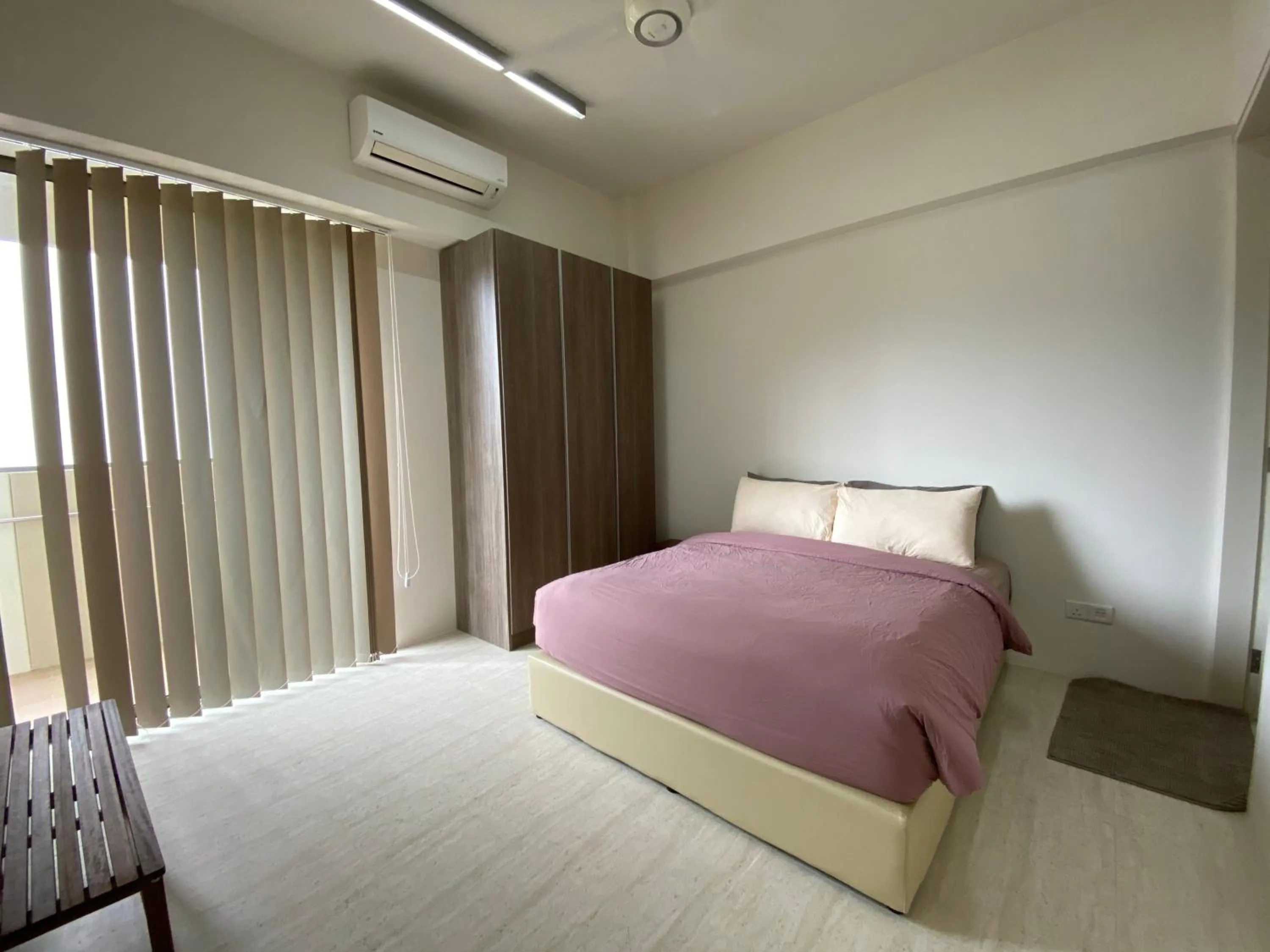 Bed in By The Sea @ Cozy Beachfront Home