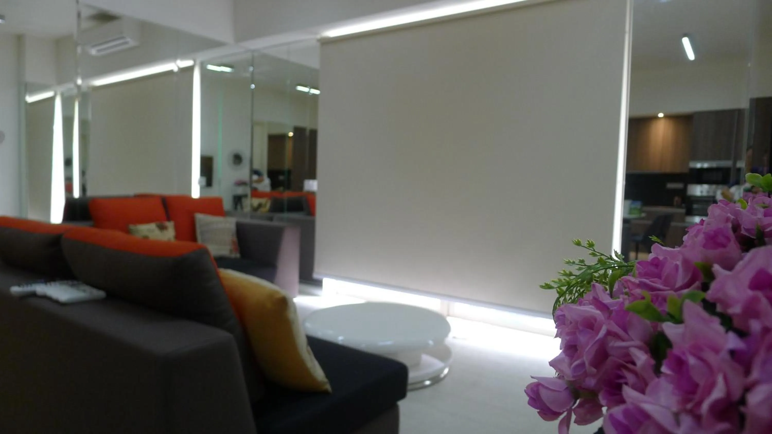 By The Sea @ Cozy Beachfront Home