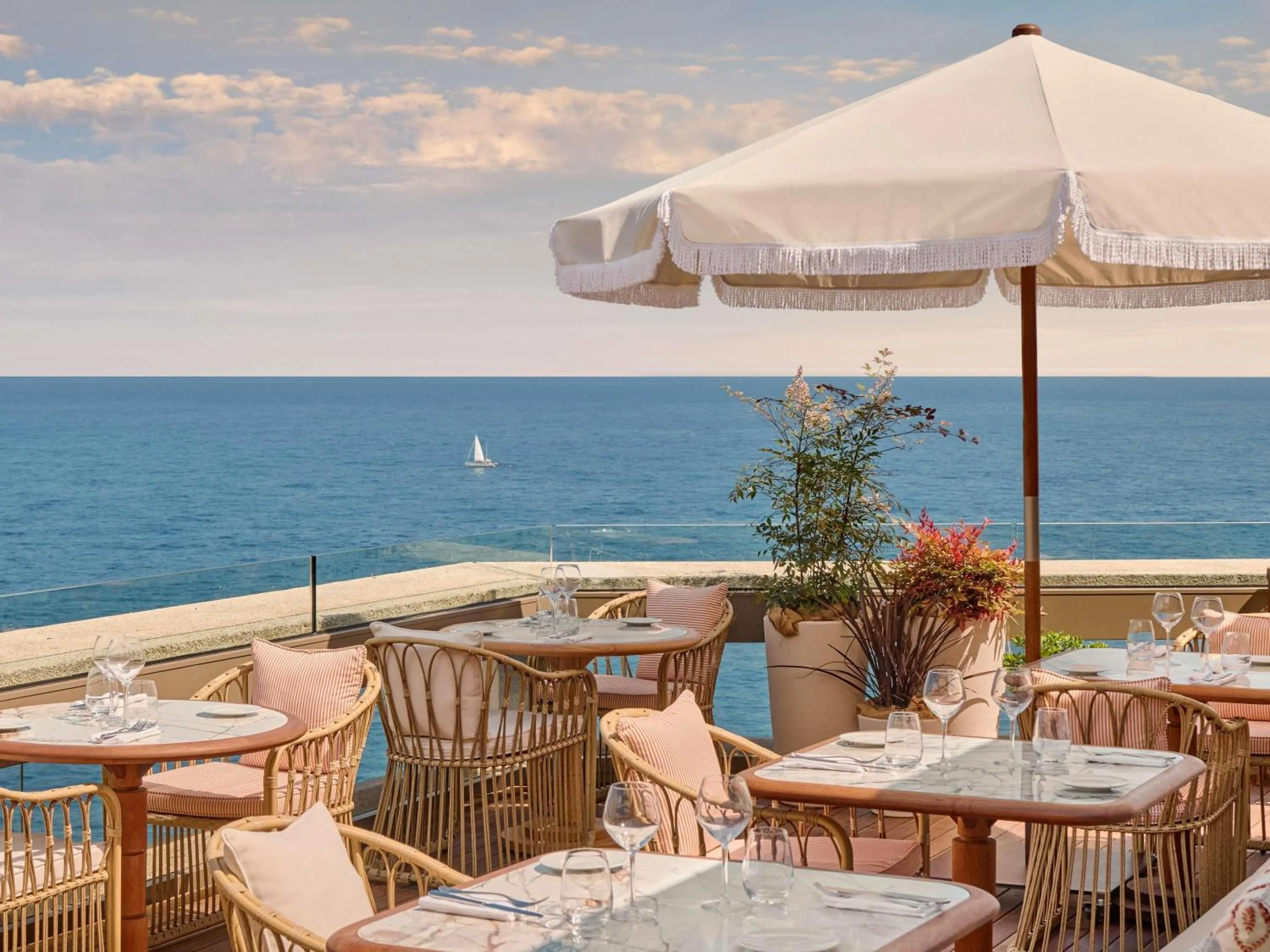 Restaurant/places to eat in Fairmont Monte Carlo