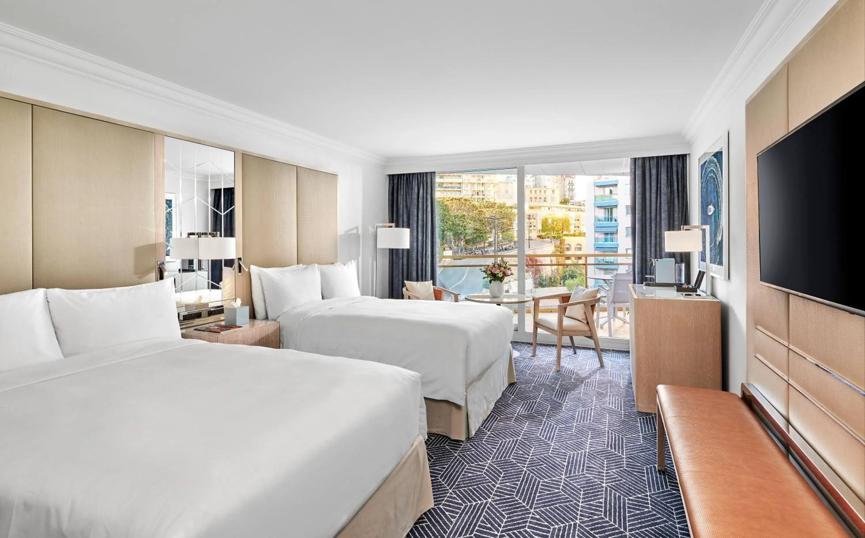 Bed in Fairmont Monte Carlo