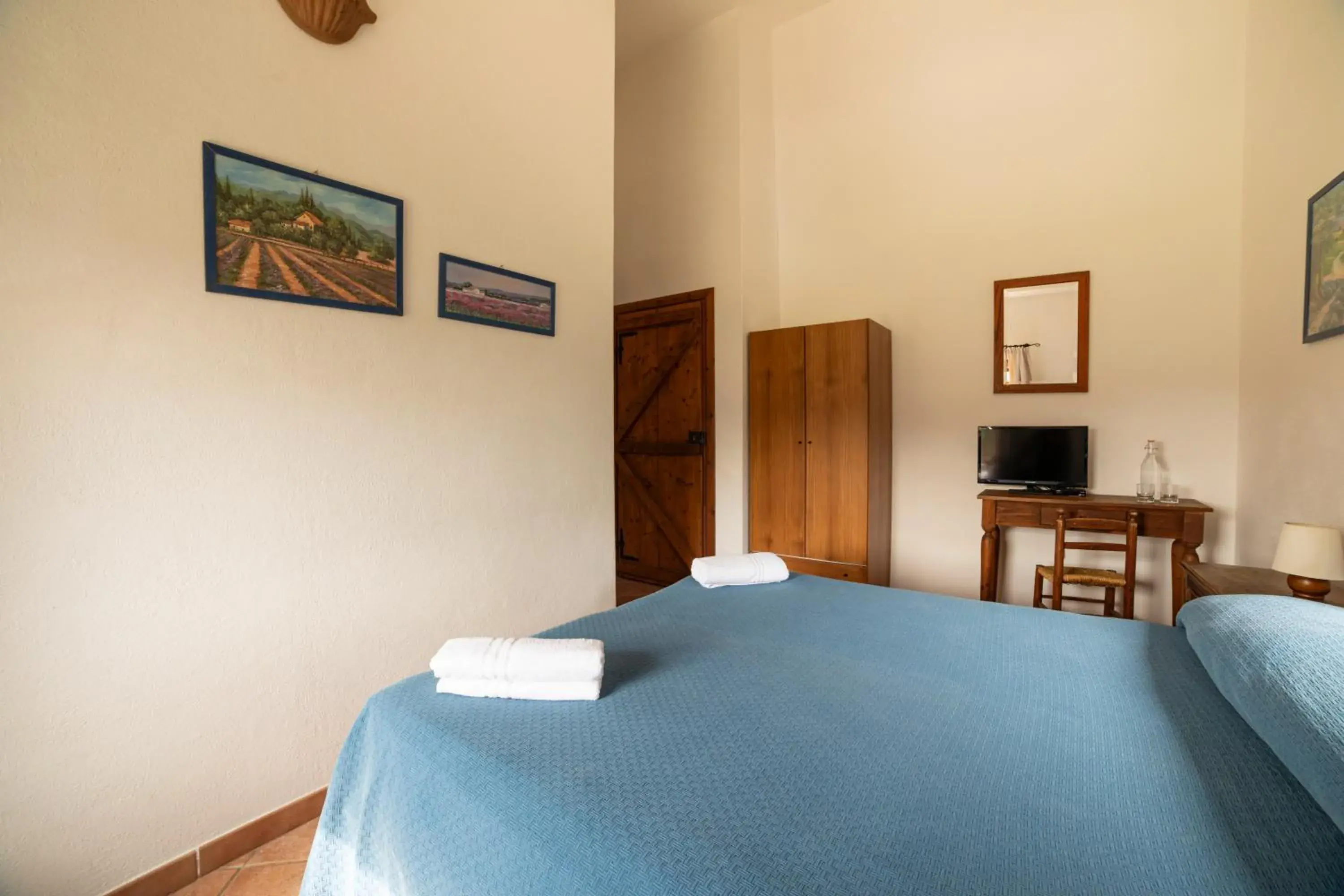 Double or Twin Room with Private Bathroom - single occupancy in Agriturismo Le Forre del Treja Double or Twin Room with Private Bathroom - single occupancy in Agriturismo Le Forre del Treja