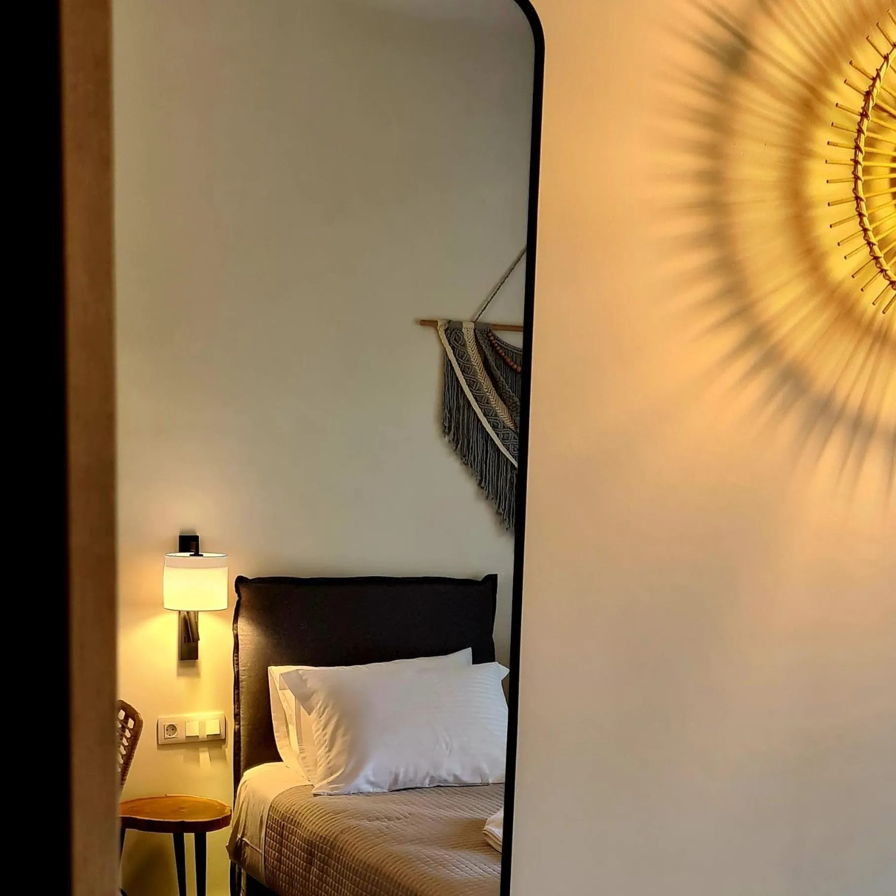 Bedroom, Bed in Noa Suites