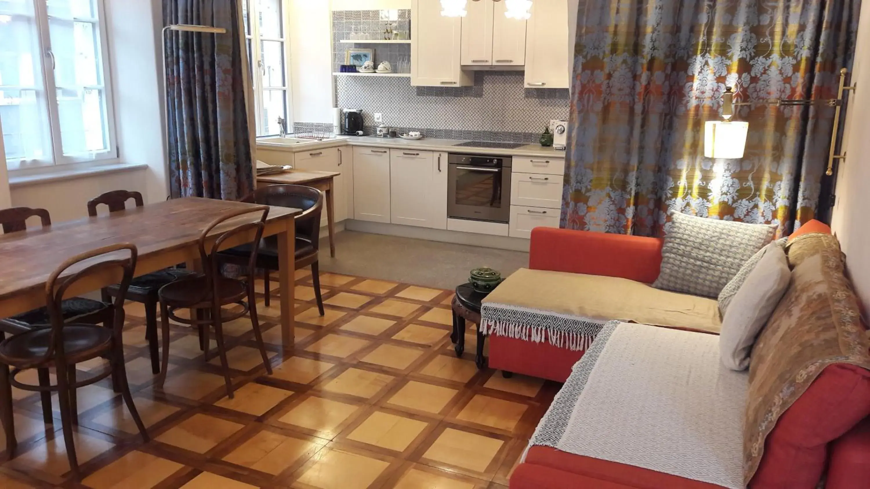 Suite with Balcony in Boutique-Hotel Guesthouse Le Locle Suite with Balcony in Boutique-Hotel Guesthouse Le Locle