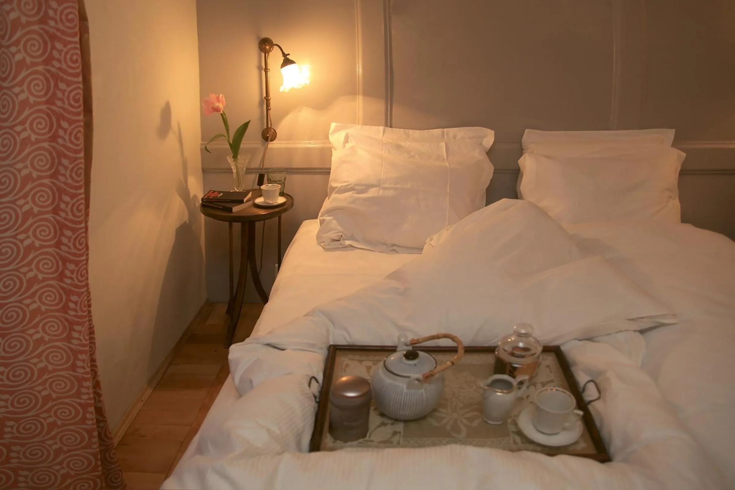 Other, Bed in Boutique-Hotel Guesthouse Le Locle