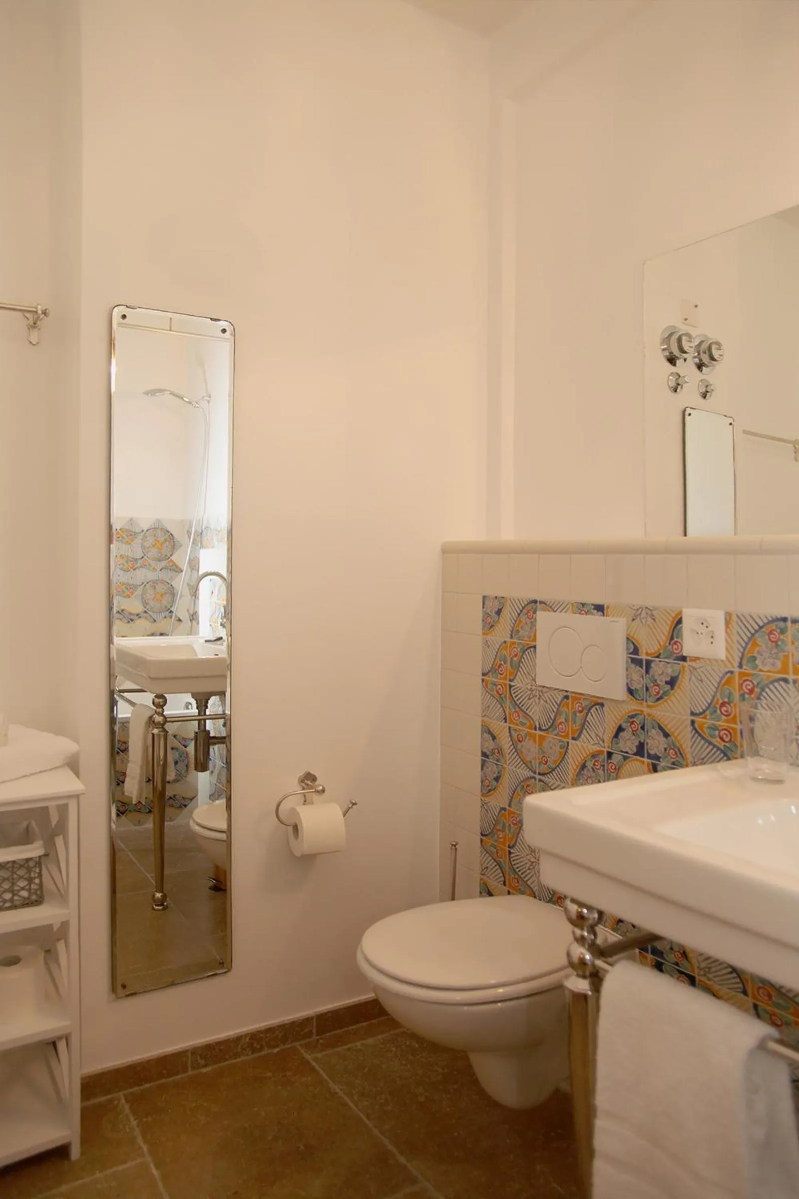 Toilet in Boutique-Hotel Guesthouse Le Locle