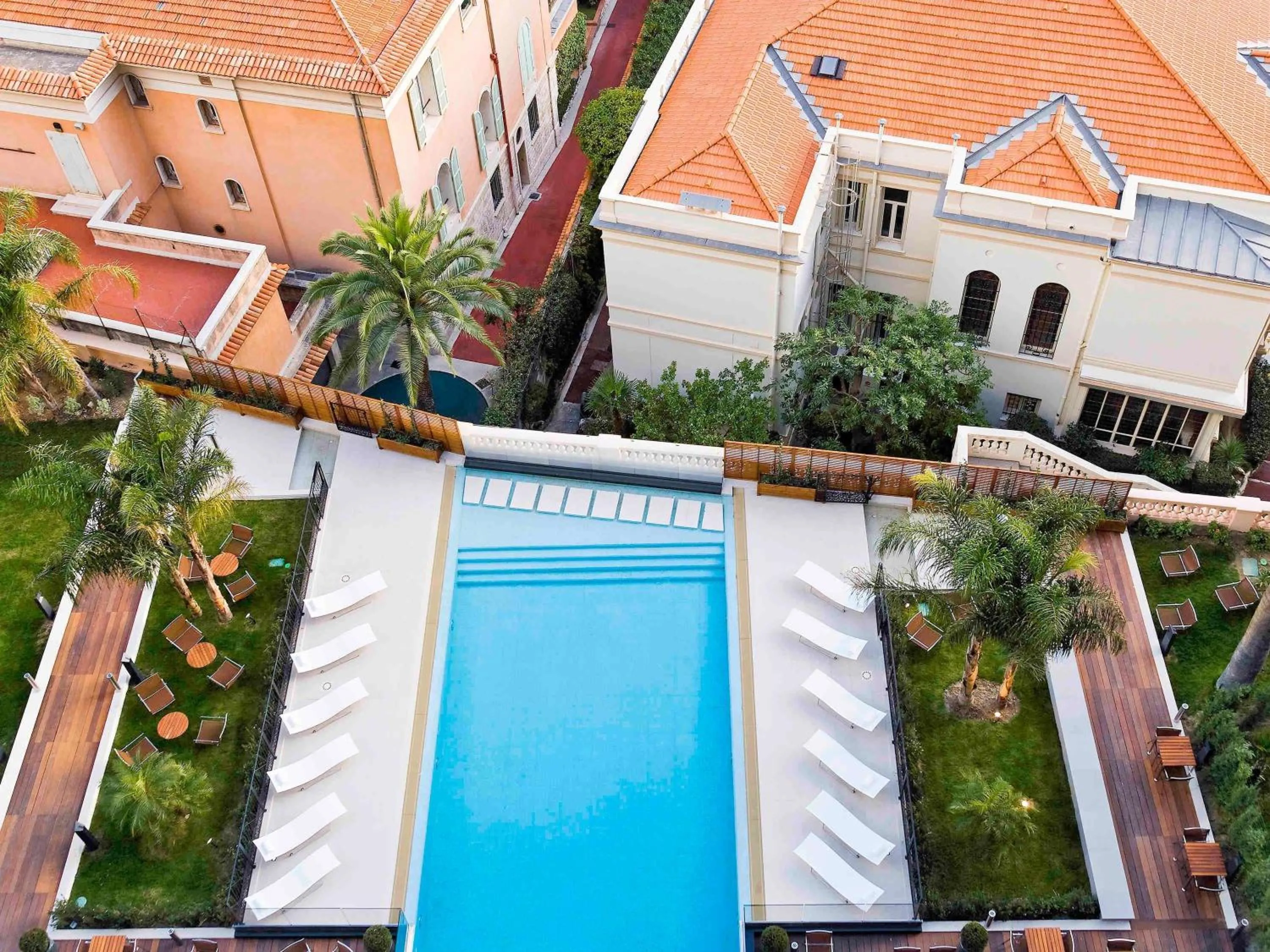 Pool view in Novotel Monte-Carlo
