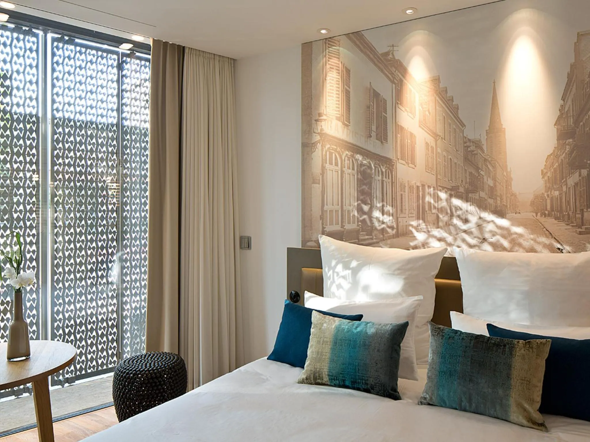 Bed in LA MAISON hotel & spa