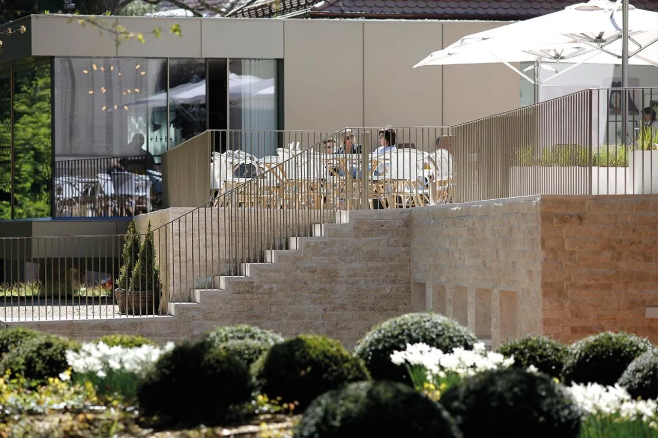 Garden in LA MAISON hotel & spa