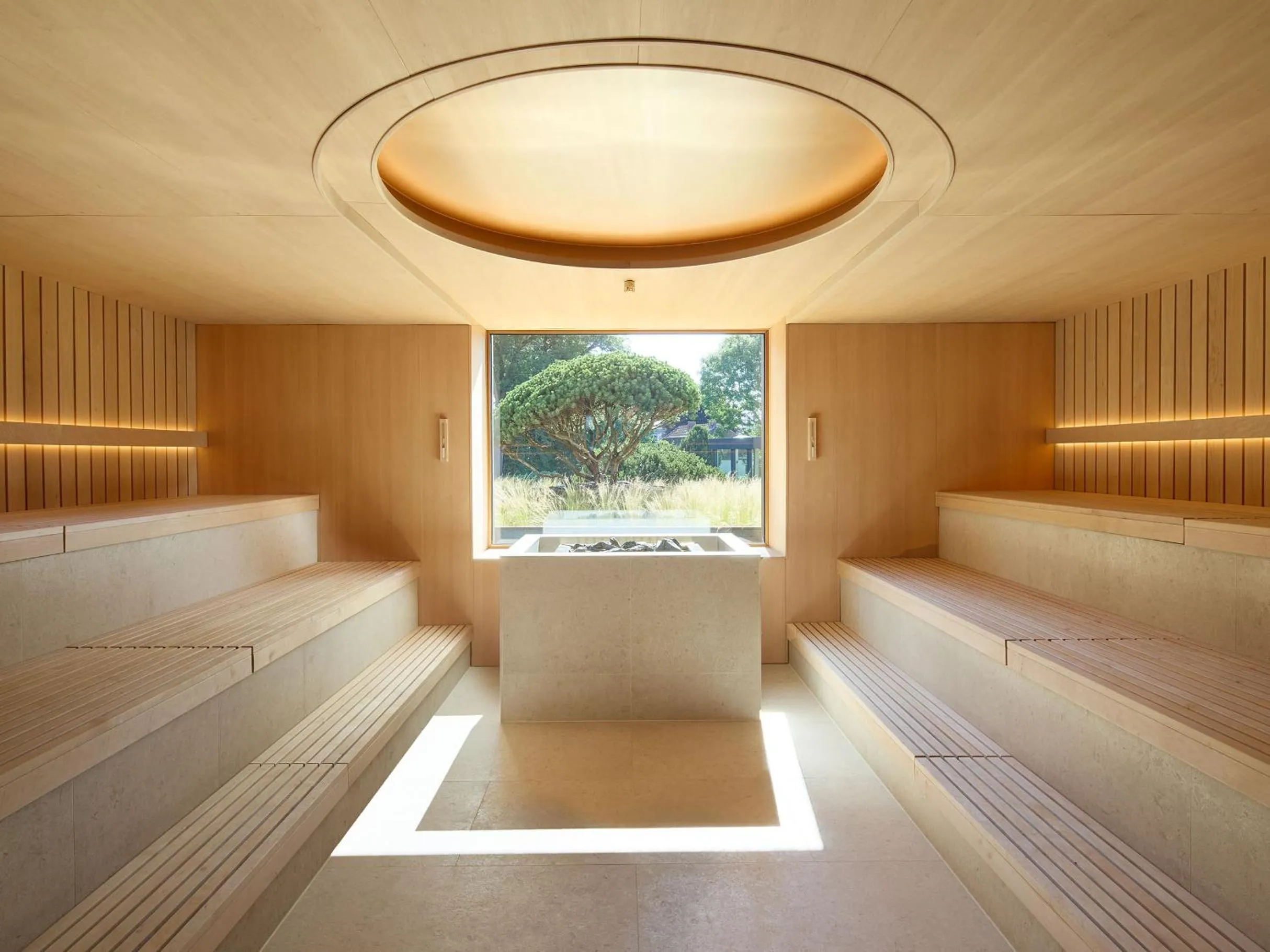 Sauna, Bed in LA MAISON hotel & spa