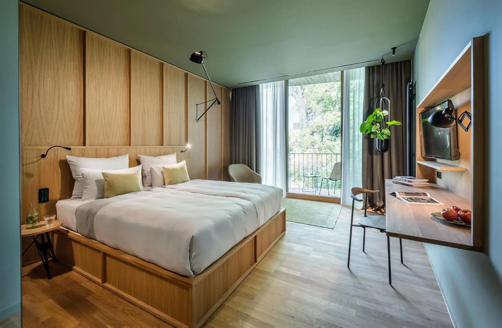 Doppelzimmer mit Balkon im Nebengebäude - single occupancy in LA MAISON hotel & spa Doppelzimmer mit Balkon im Nebengebäude - single occupancy in LA MAISON hotel & spa