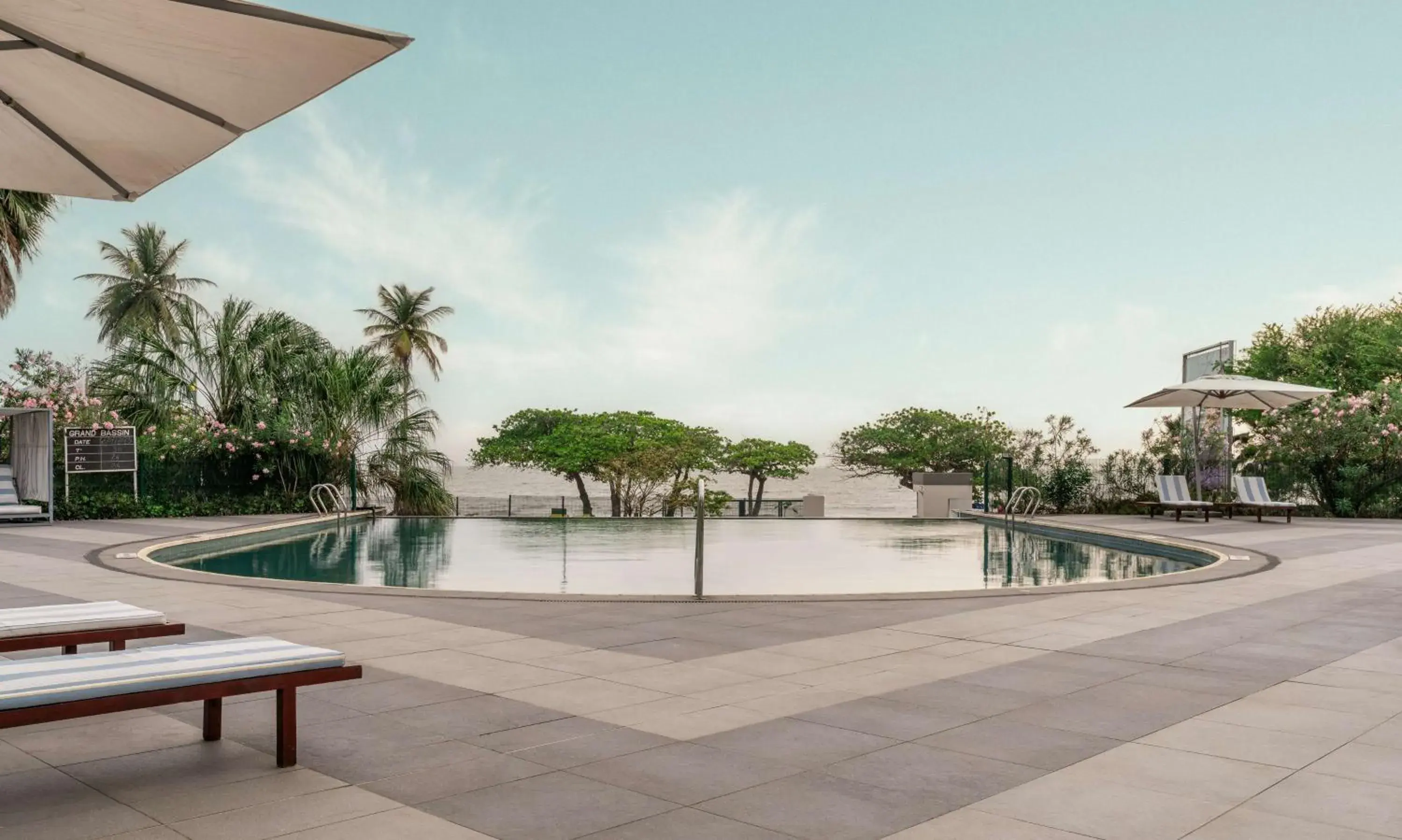 Pool view in Radisson Blu Okoume Palace Hotel, Libreville Pool view in Radisson Blu Okoume Palace Hotel, Libreville