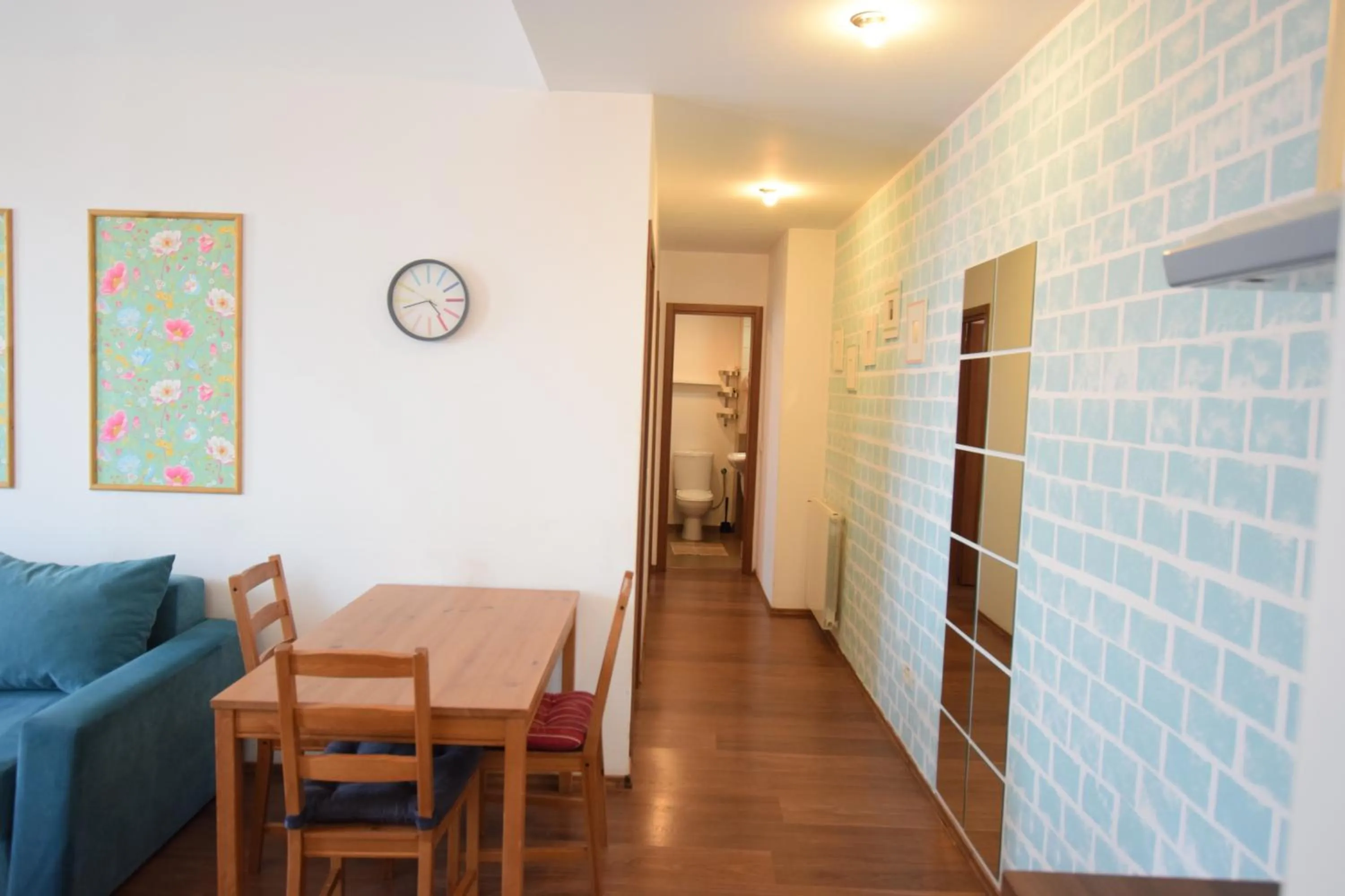 Dining area in Mosilor Apartments