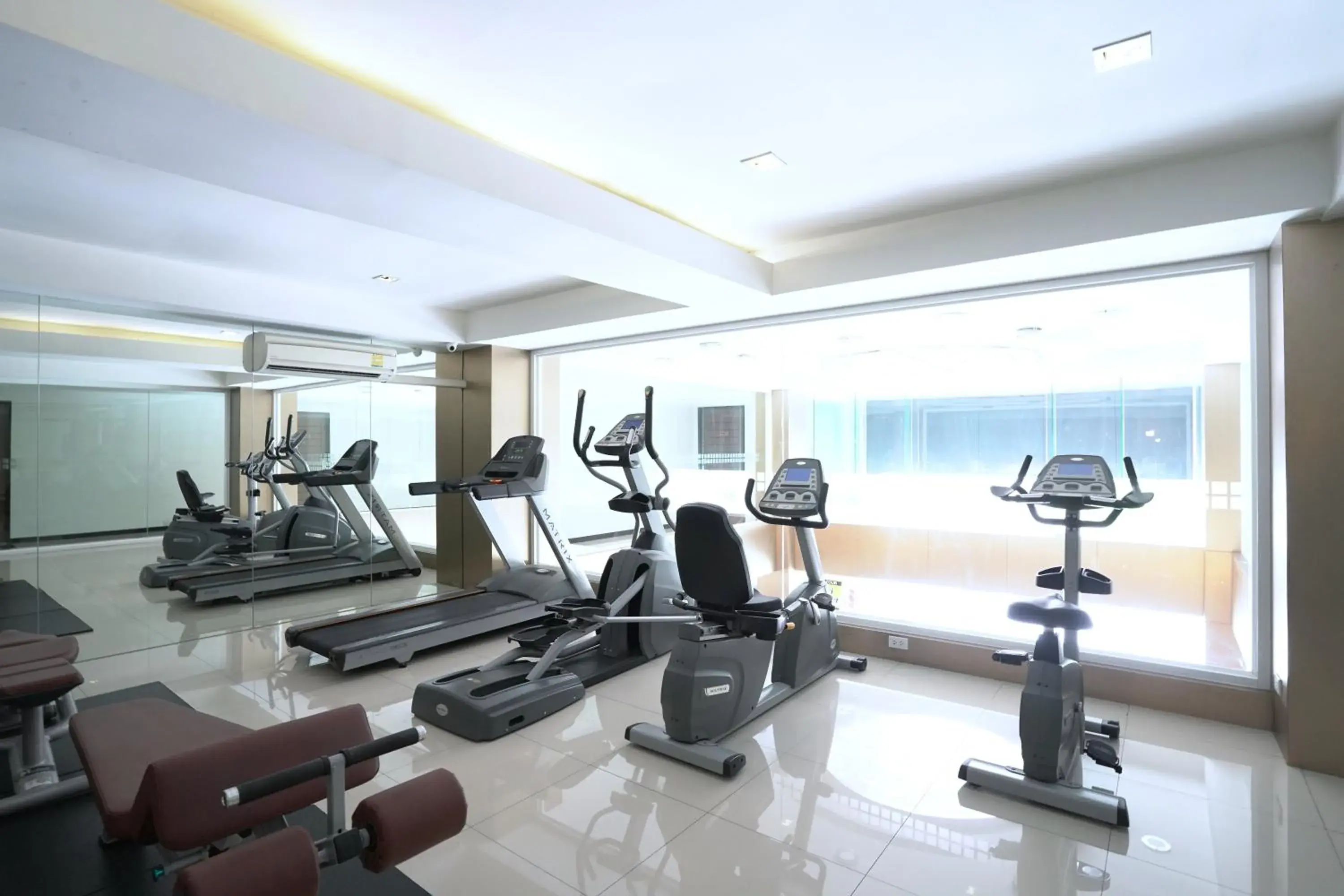 Fitness centre/facilities in Cubic Pratunam Fitness centre/facilities in Cubic Pratunam