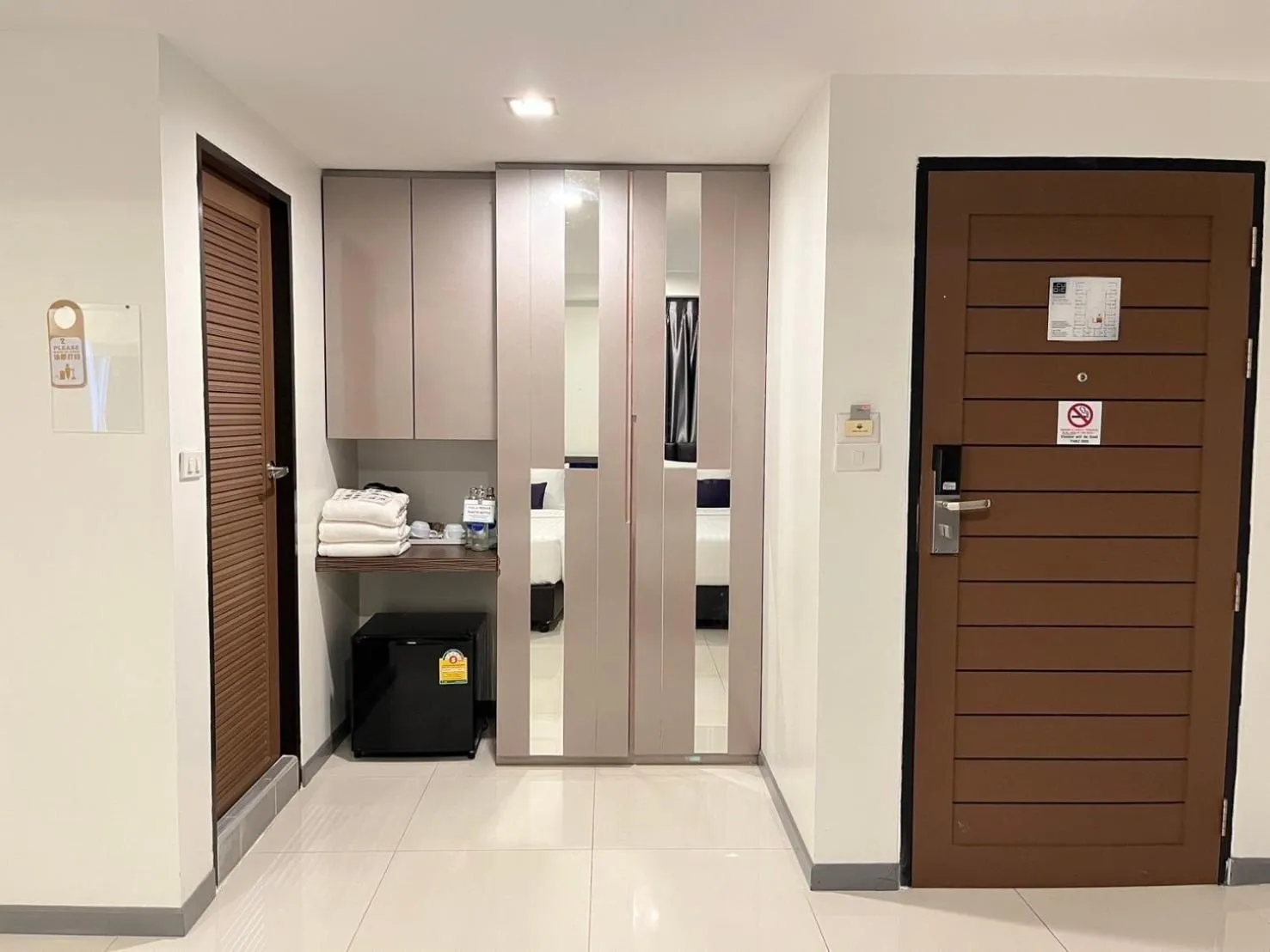 Family in Cubic Pratunam