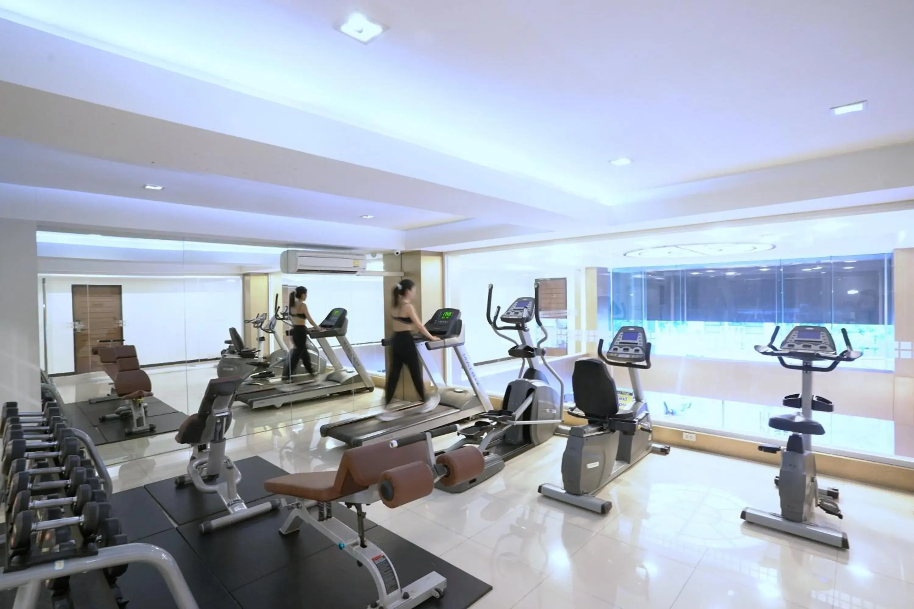 Fitness centre/facilities in Cubic Pratunam Fitness centre/facilities in Cubic Pratunam