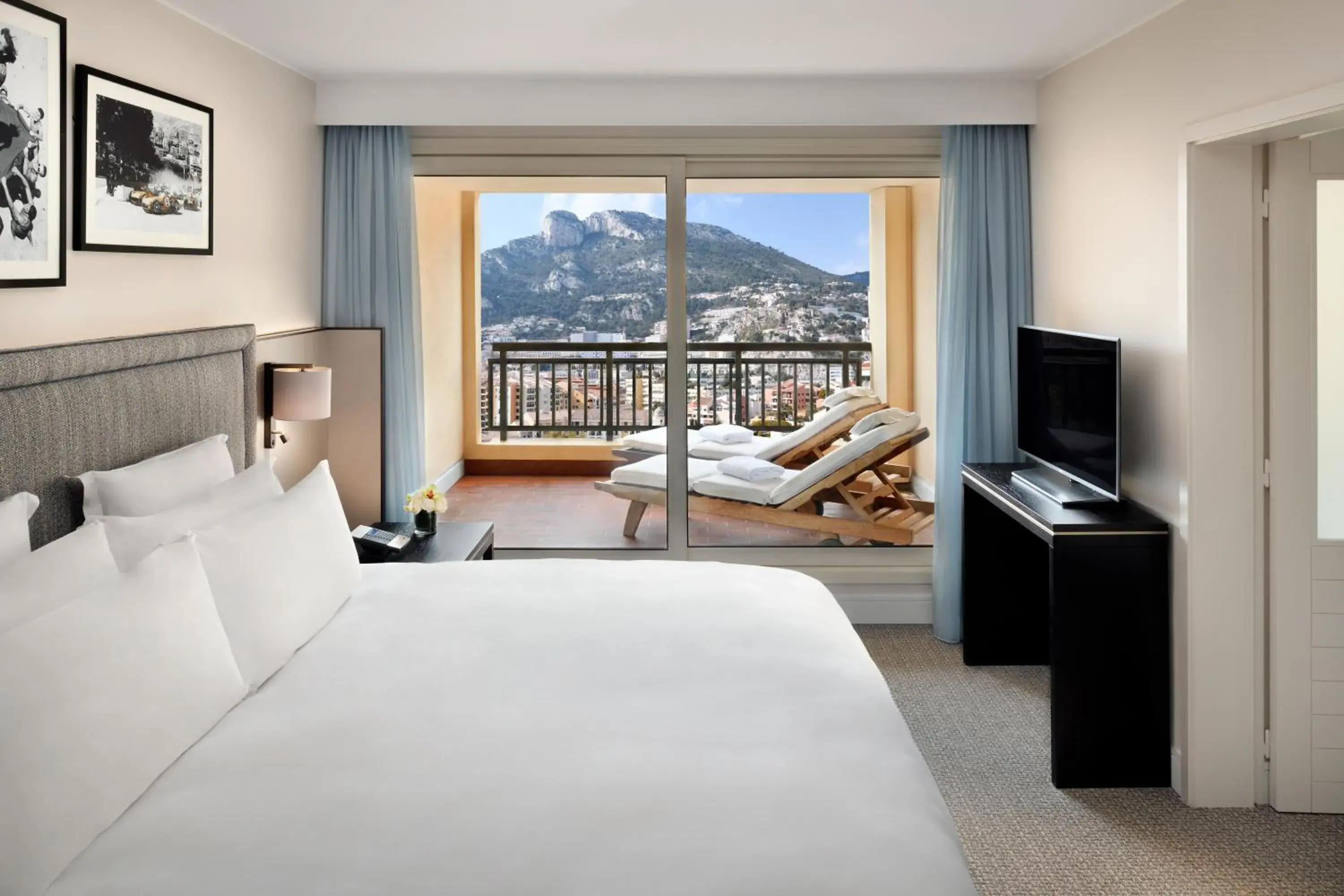 City view, Bed in Columbus Hotel Monte-Carlo, Curio Collection by Hilton City view, Bed in Columbus Hotel Monte-Carlo, Curio Collection by Hilton