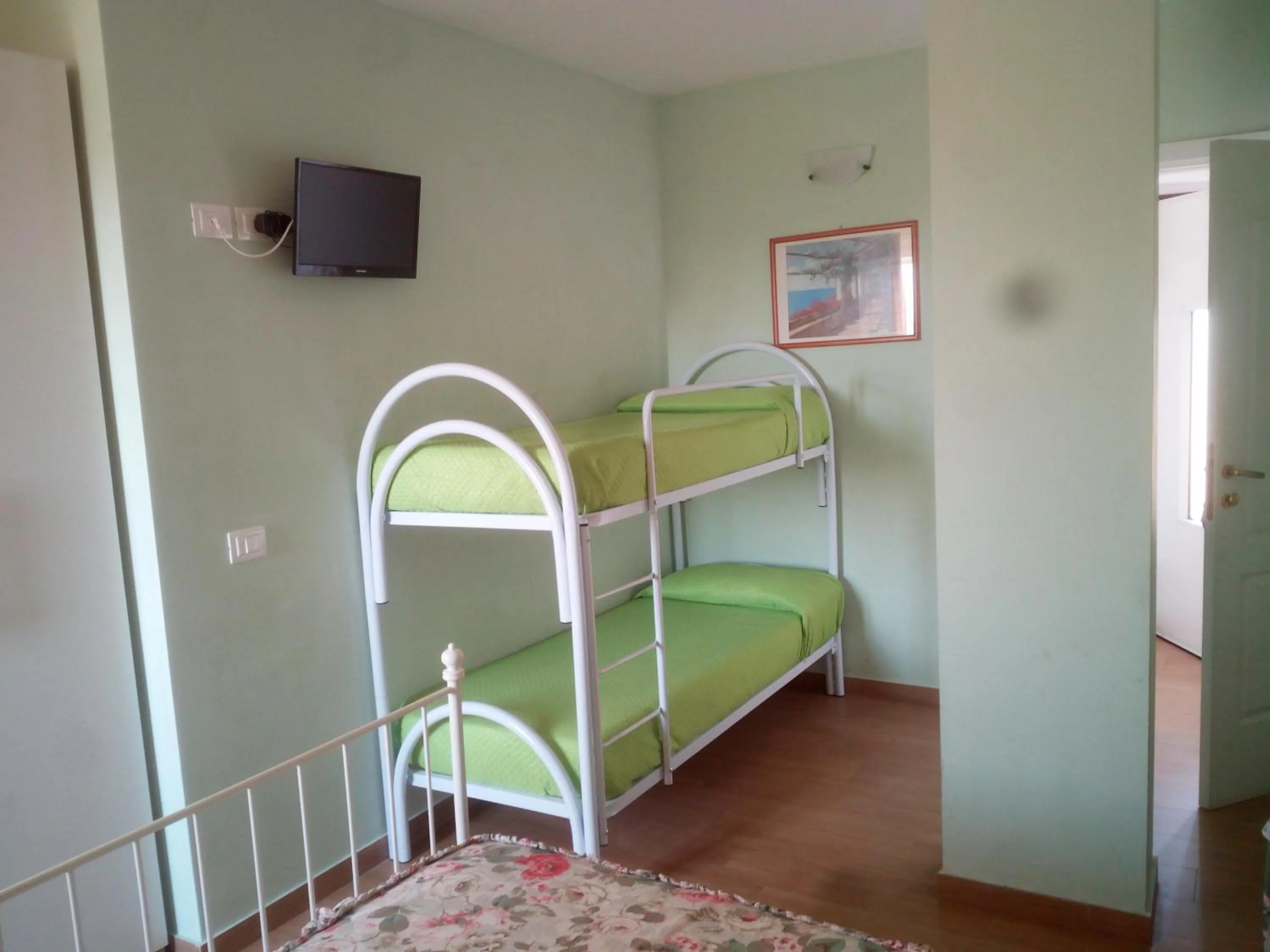 Property building, Bed in Via col Vento