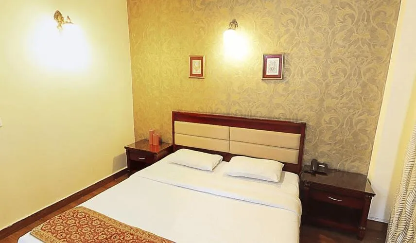 Bed in Enkay Residency V Block-Cyber City