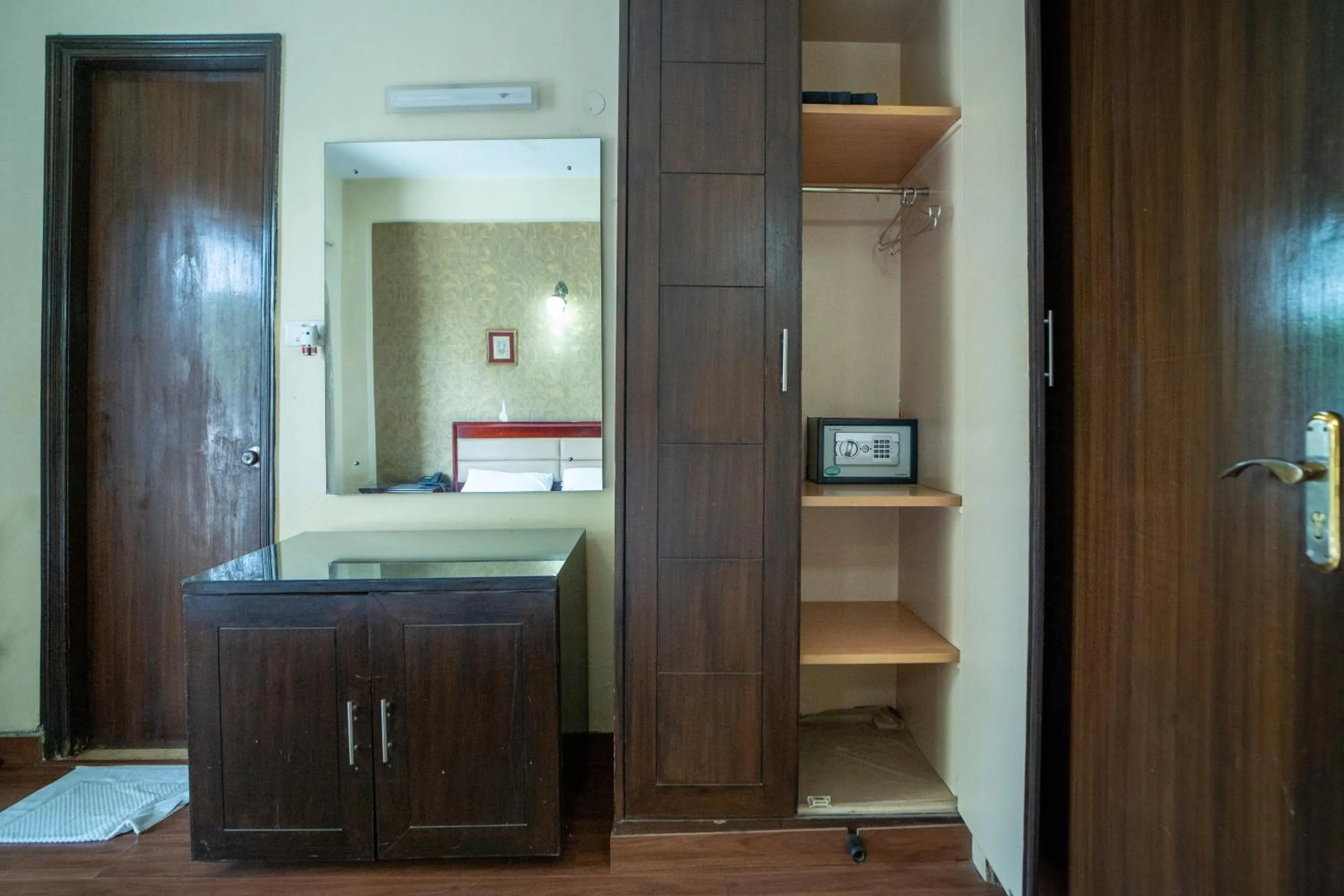 wardrobe, Bed in Enkay Residency V Block-Cyber City