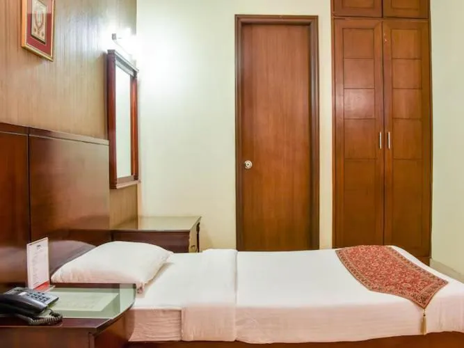 Bed in Enkay Residency V Block-Cyber City