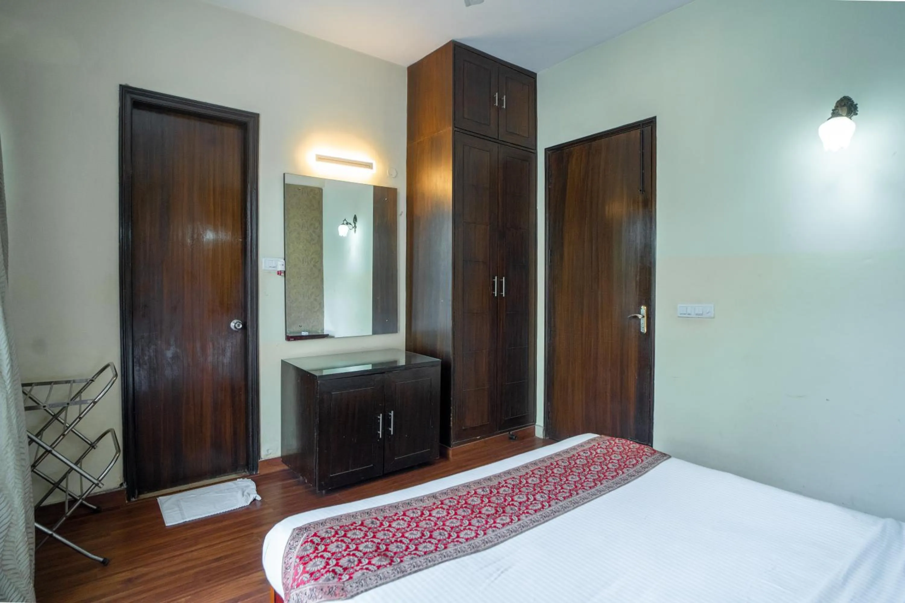 Bed in Enkay Residency V Block-Cyber City