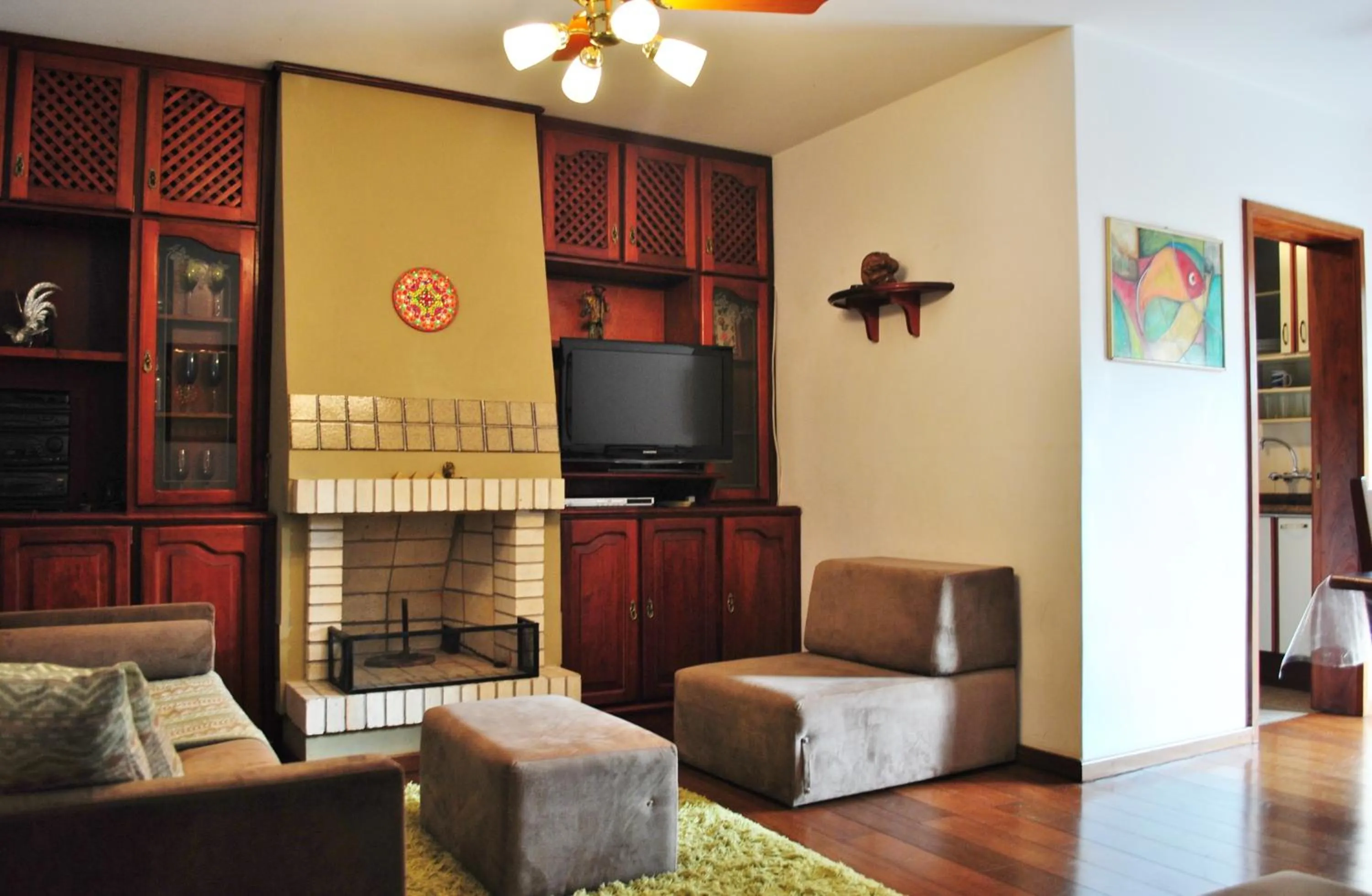 TV and multimedia in Morada Alto da Serra