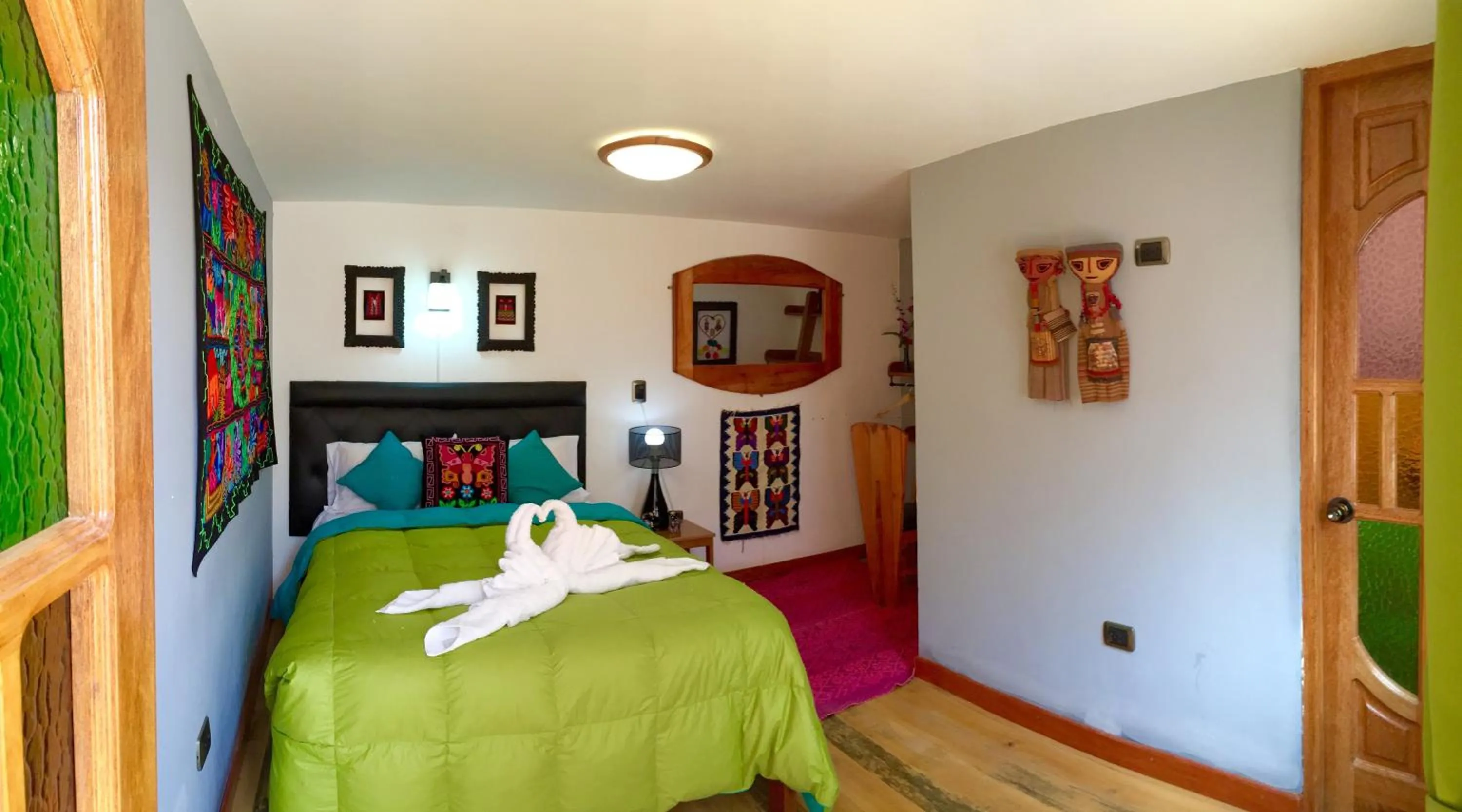 Photo of the whole room, Bed in Hotel Inka King