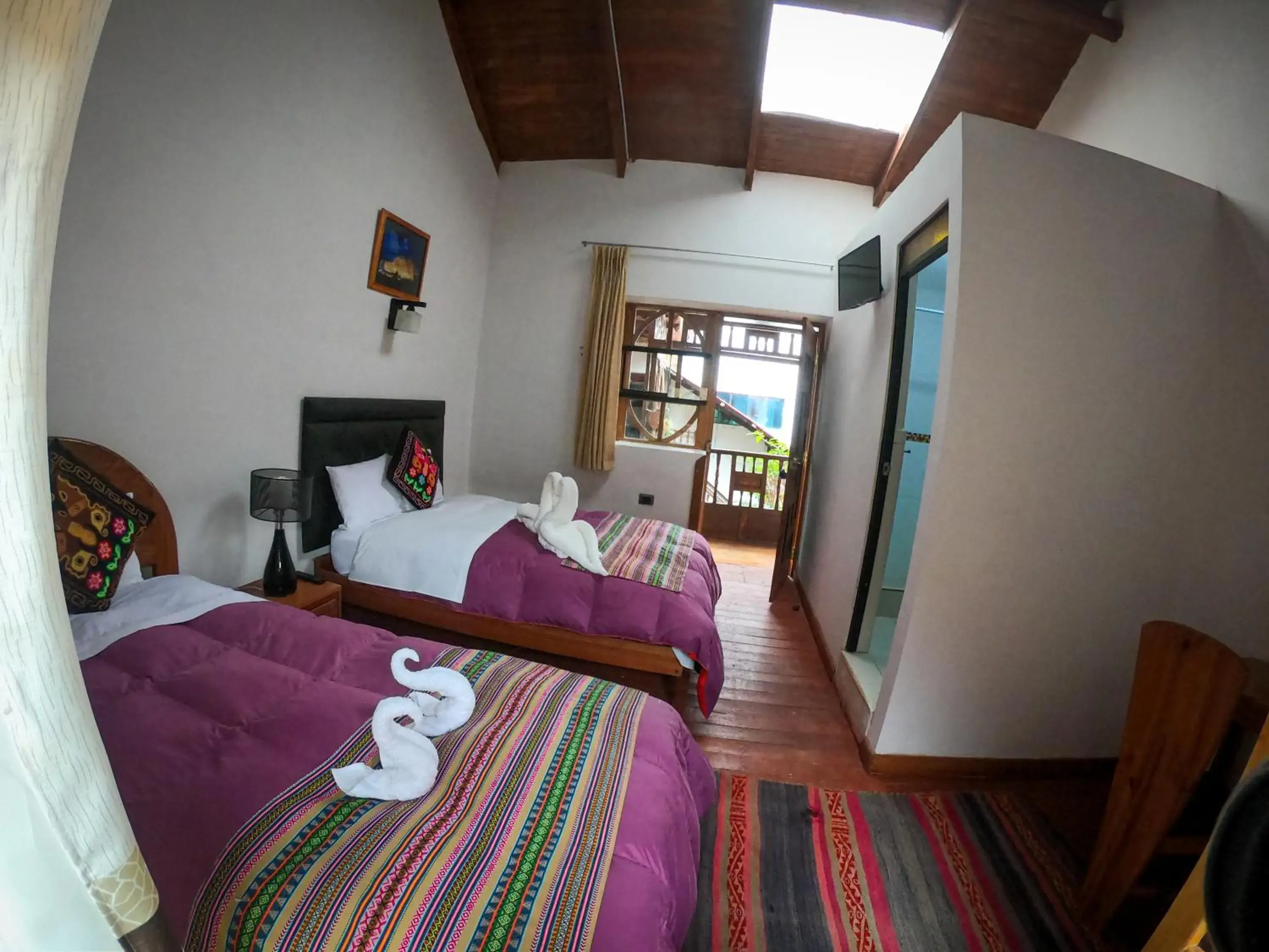 Superior Triple Room in Hotel Inka King Superior Triple Room in Hotel Inka King