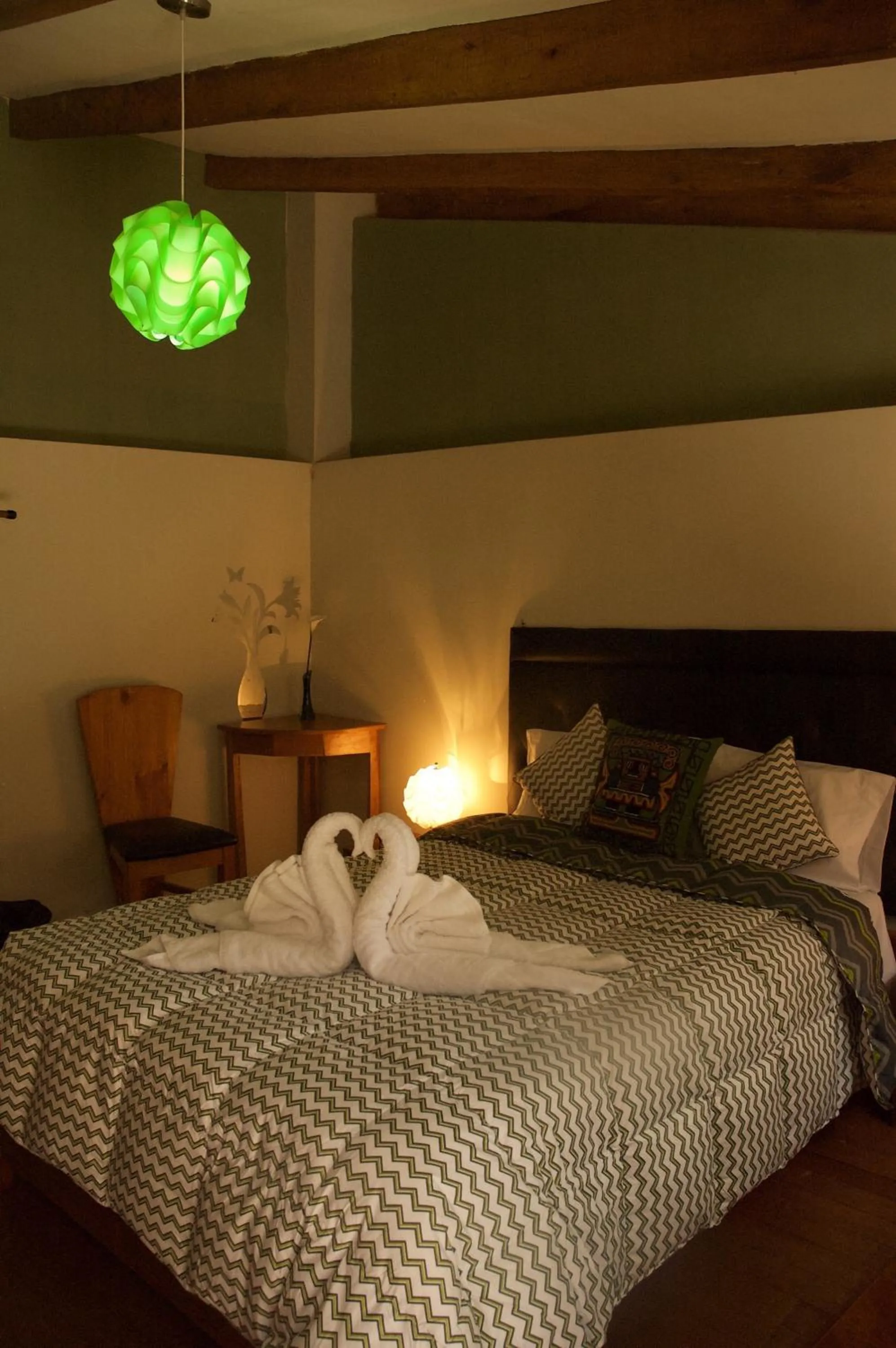 Bed in Hotel Inka King