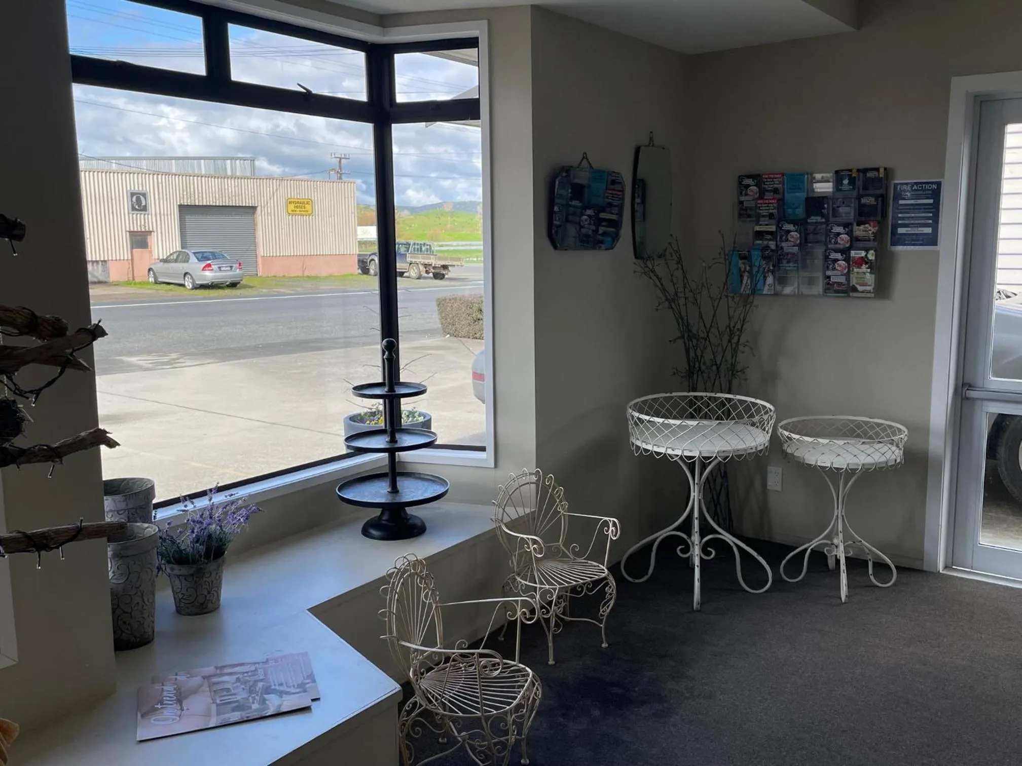 FatOwl Motel, Bar & Eatery