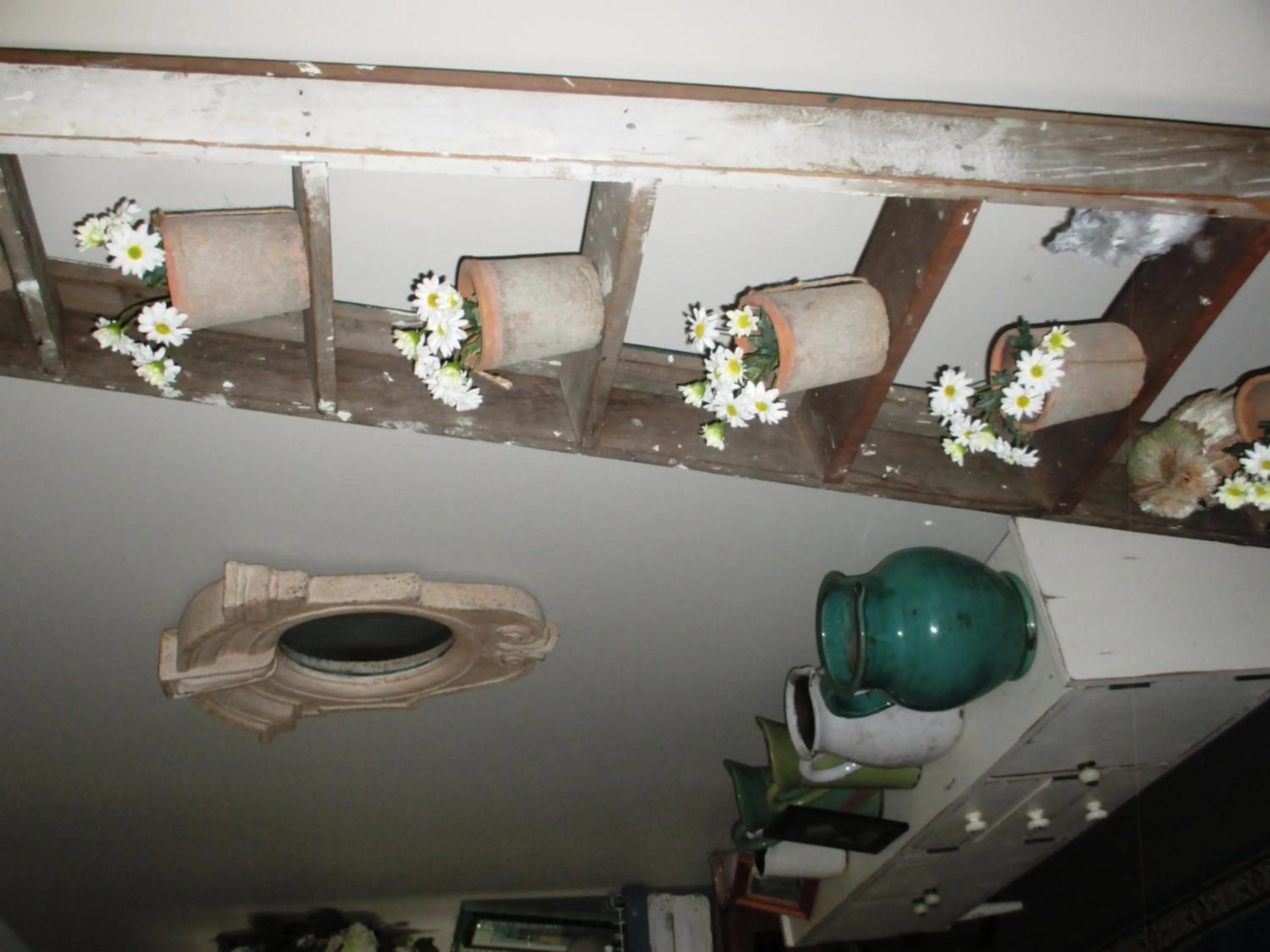 Decorative detail in FatOwl Motel, Bar & Eatery