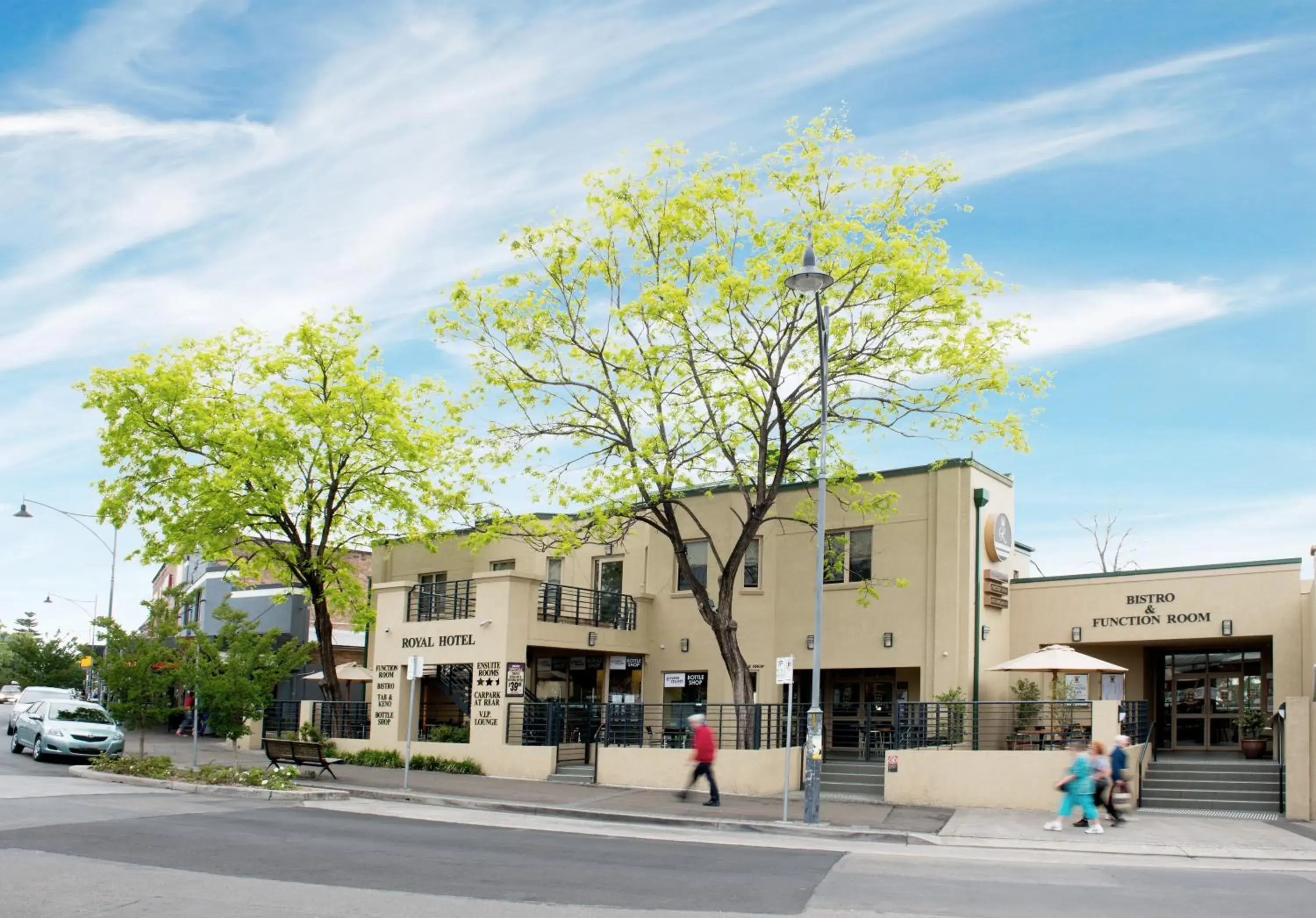 Property building in Royal Hotel Property building in Royal Hotel