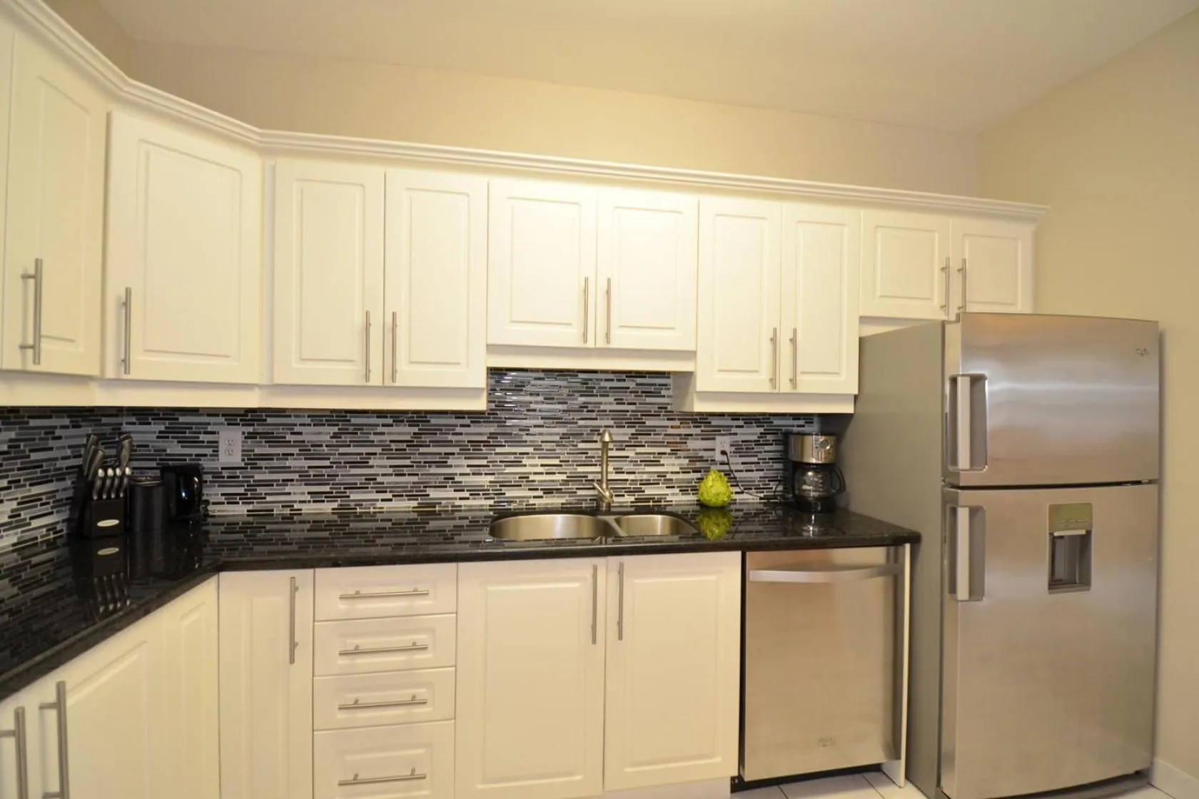 Kitchen or kitchenette in The SoMa Furnished Residences