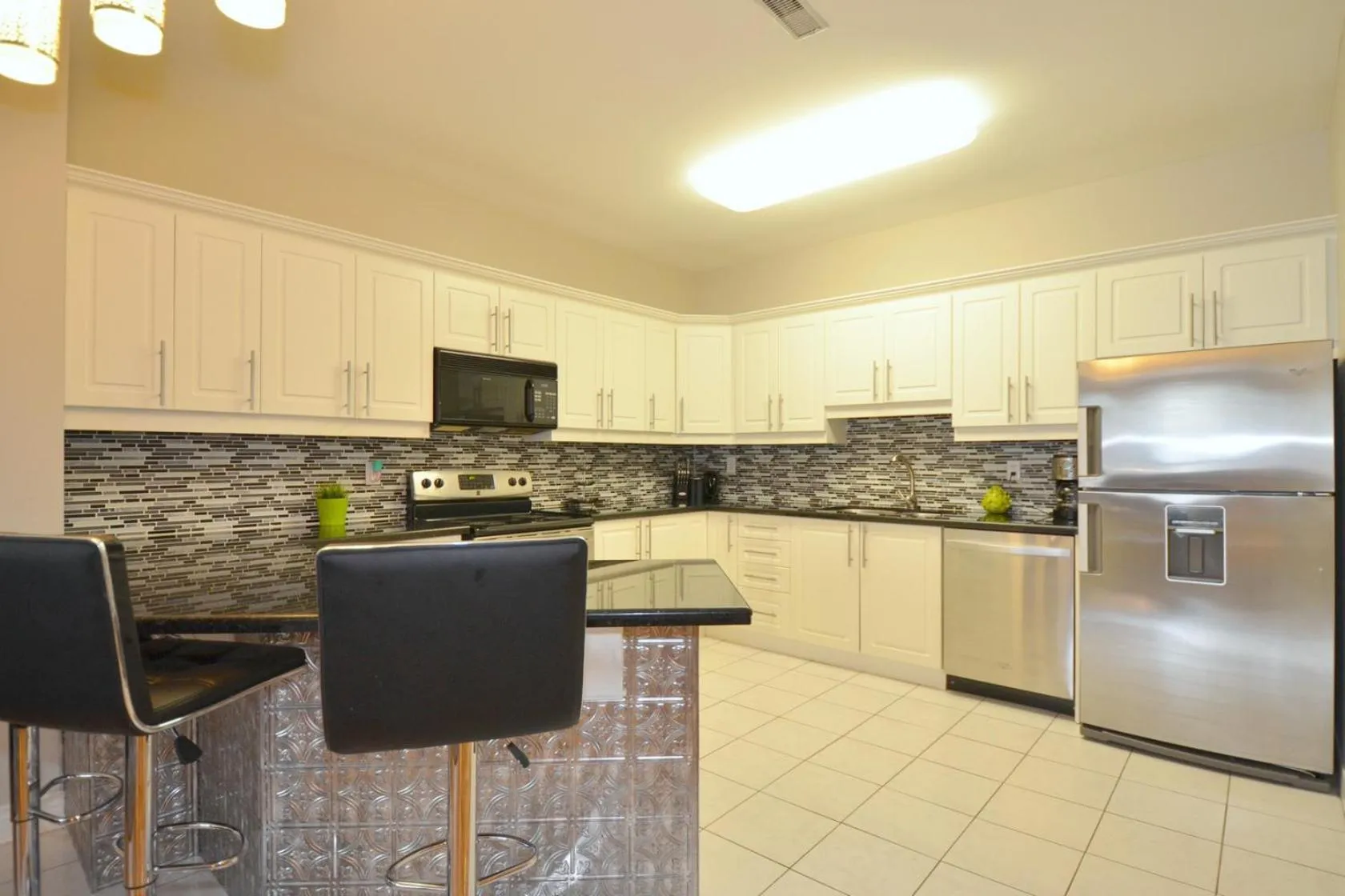 Kitchen or kitchenette in The SoMa Furnished Residences