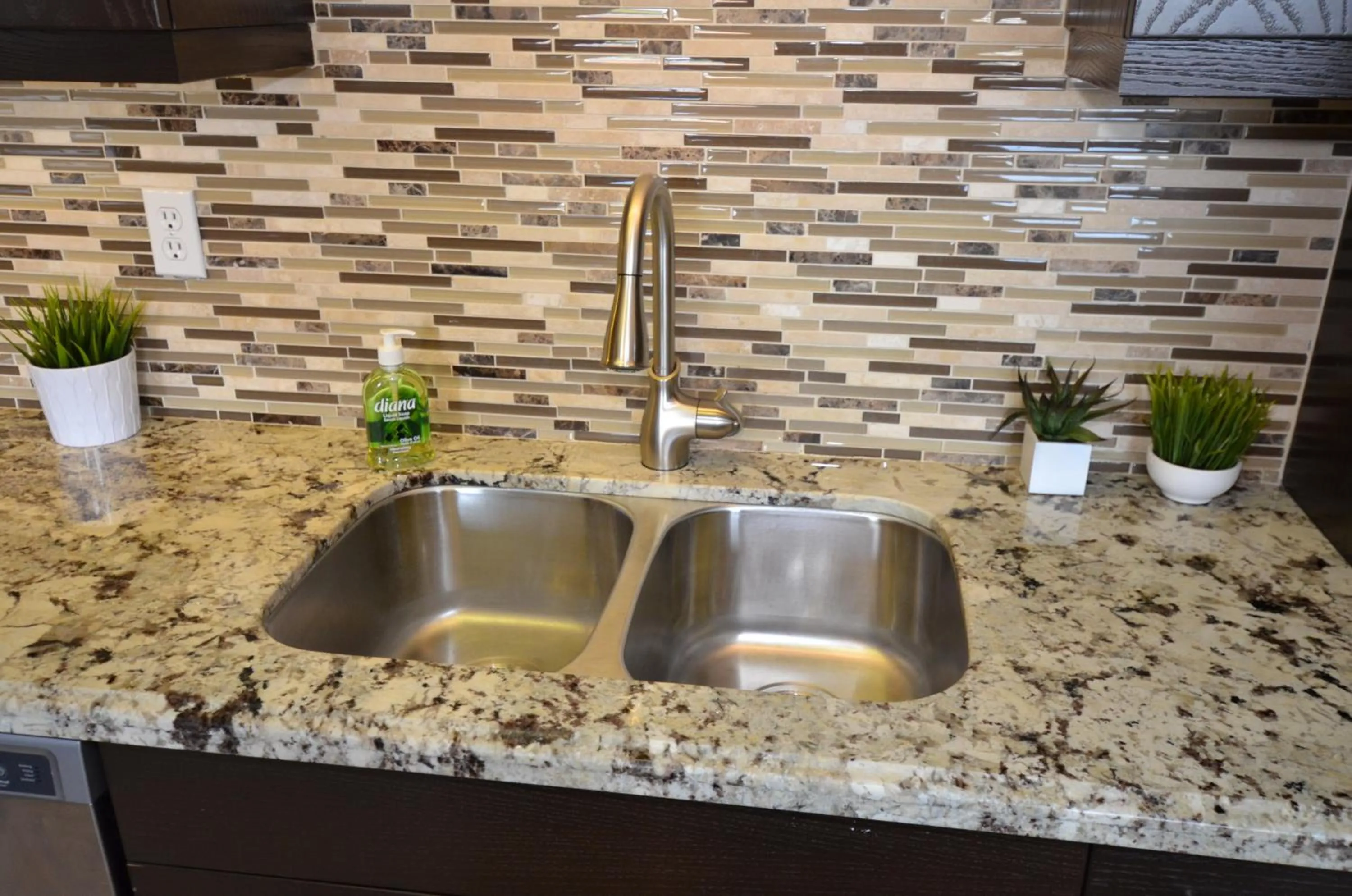 Kitchen or kitchenette in The SoMa Furnished Residences